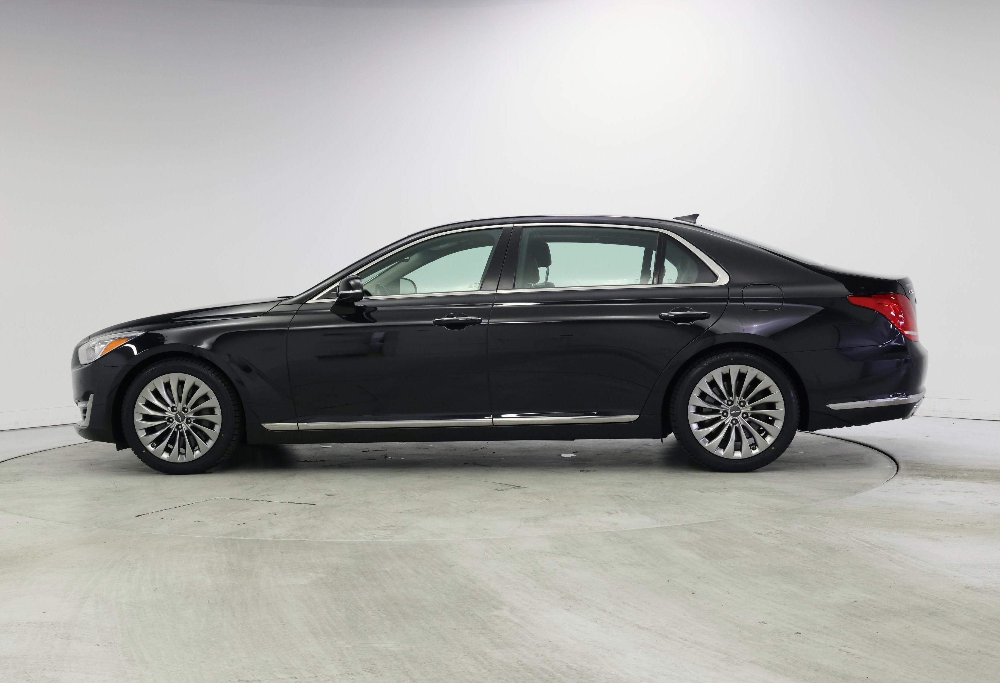 Thumbnail: 2019 Genesis G90 - 3