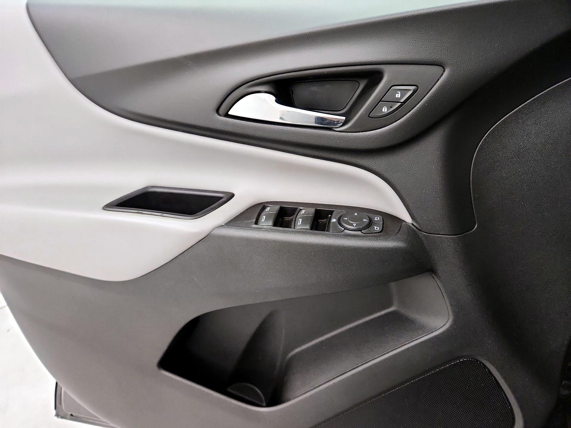 Thumbnail: 2018 Chevrolet Equinox - 12