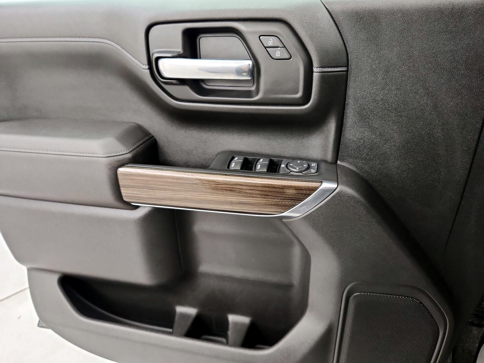 Thumbnail: 2022 Chevrolet Silverado 1500 - 10