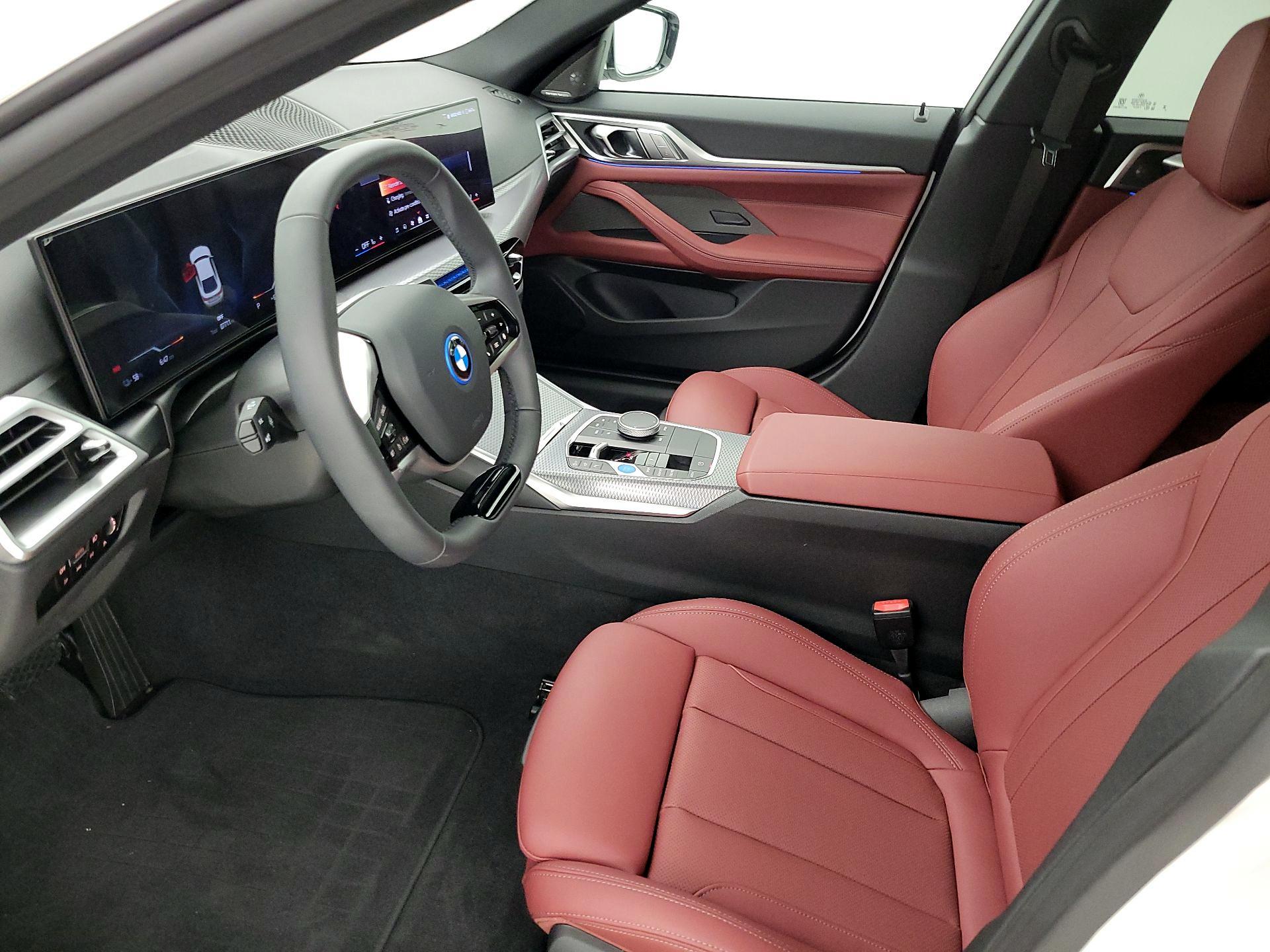 Thumbnail: 2025 BMW i4 - 11