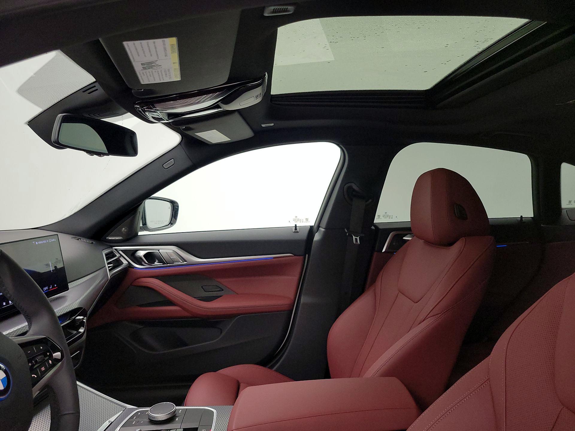 Thumbnail: 2025 BMW i4 - 20