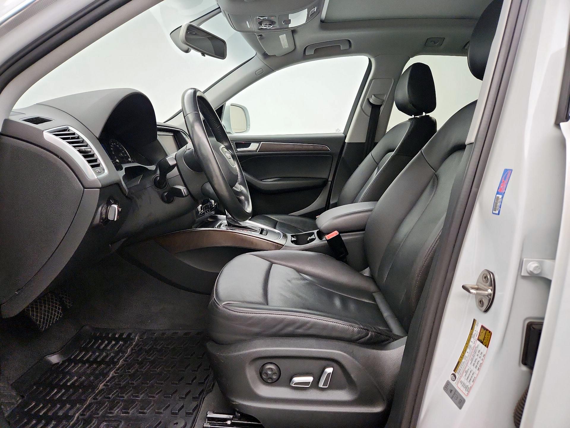 Thumbnail: 2016 Audi Q5 - 11
