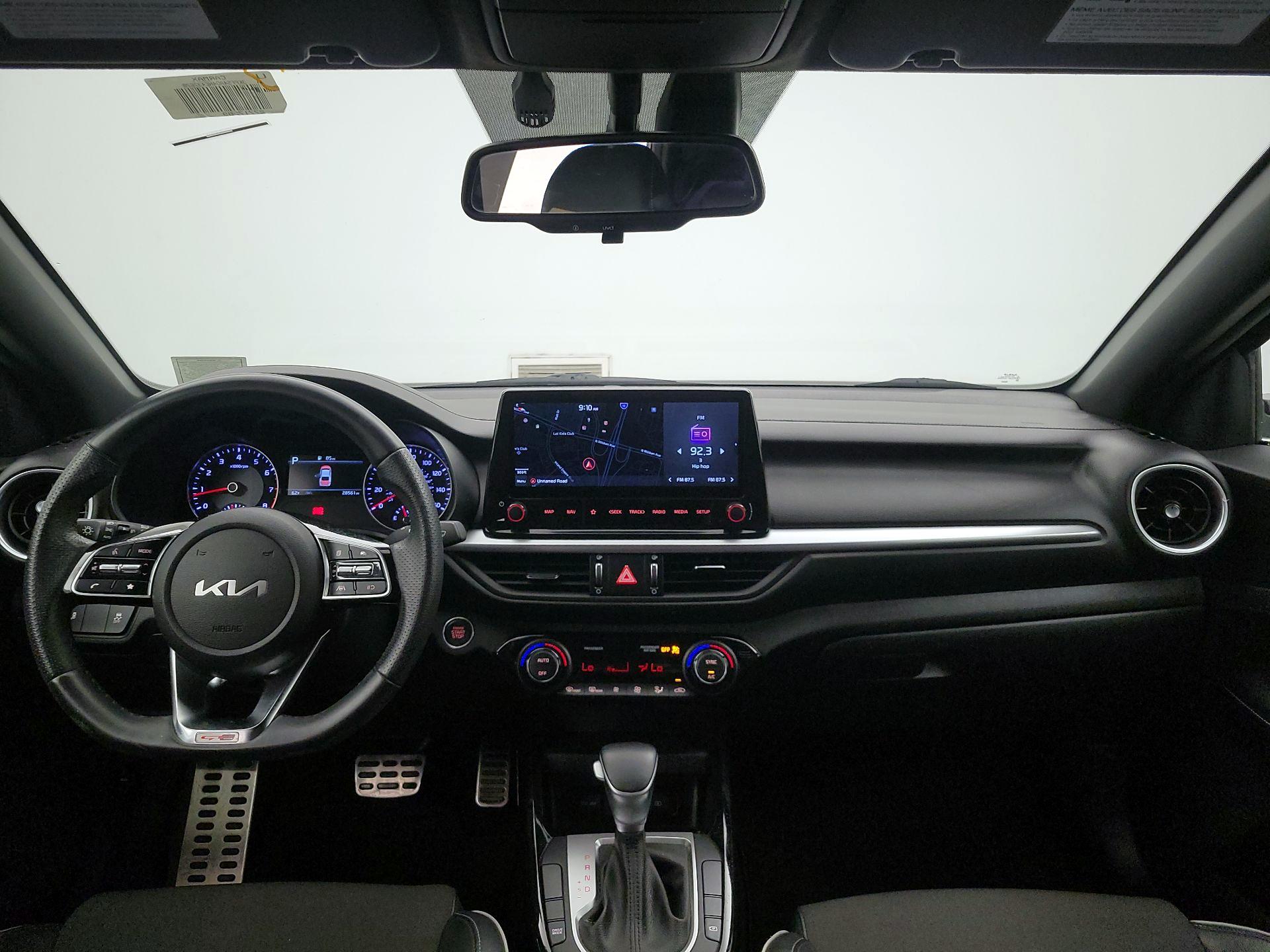Thumbnail: 2022 Kia Forte - 9
