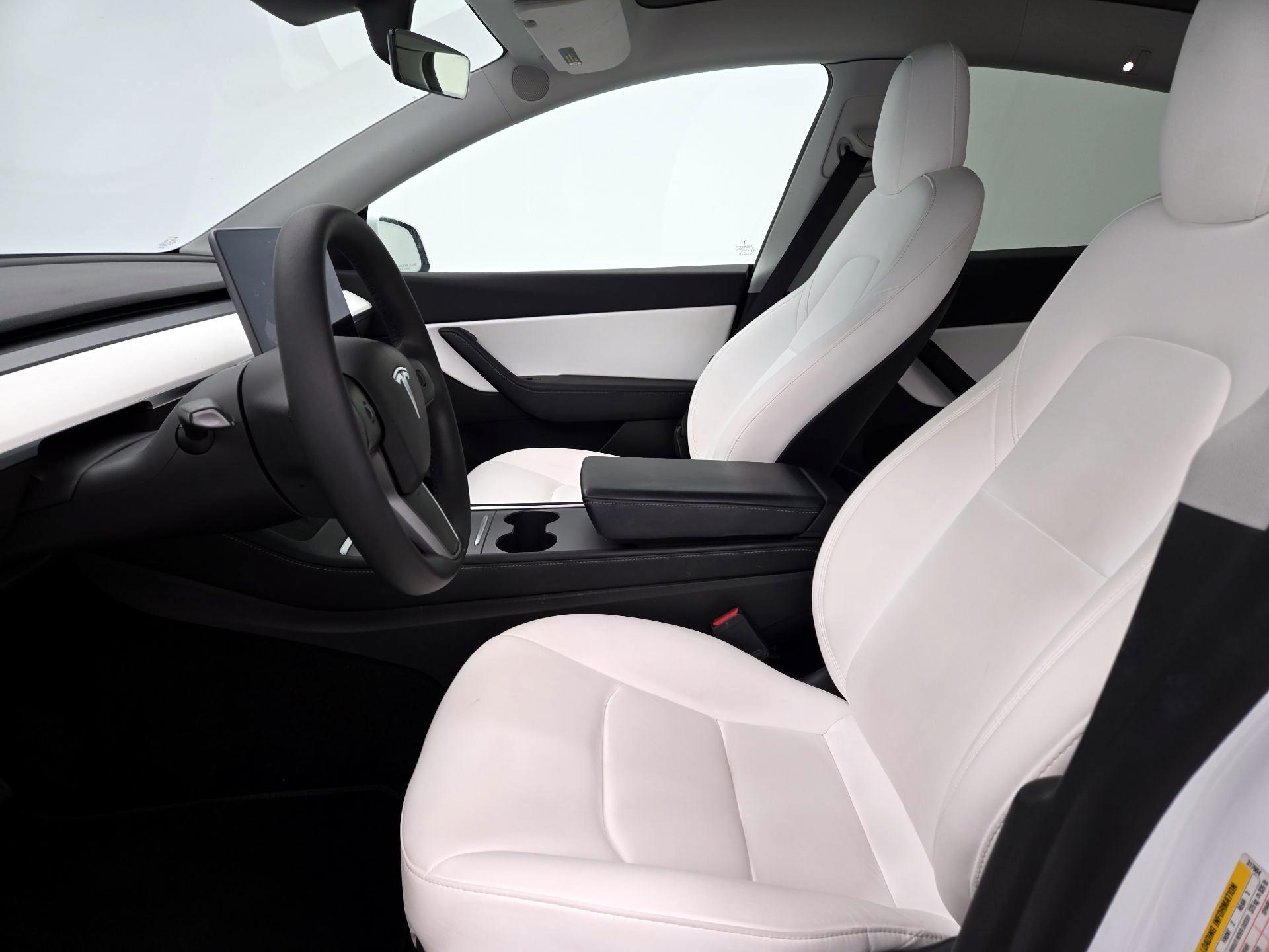 Thumbnail: 2022 Tesla Model Y - 11