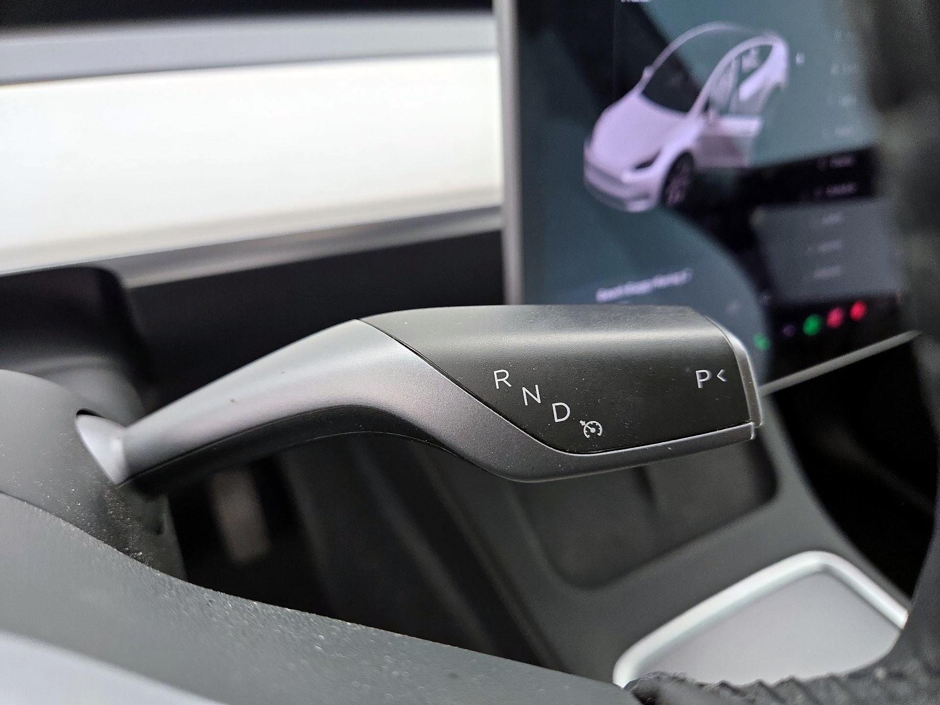 Thumbnail: 2022 Tesla Model Y - 17