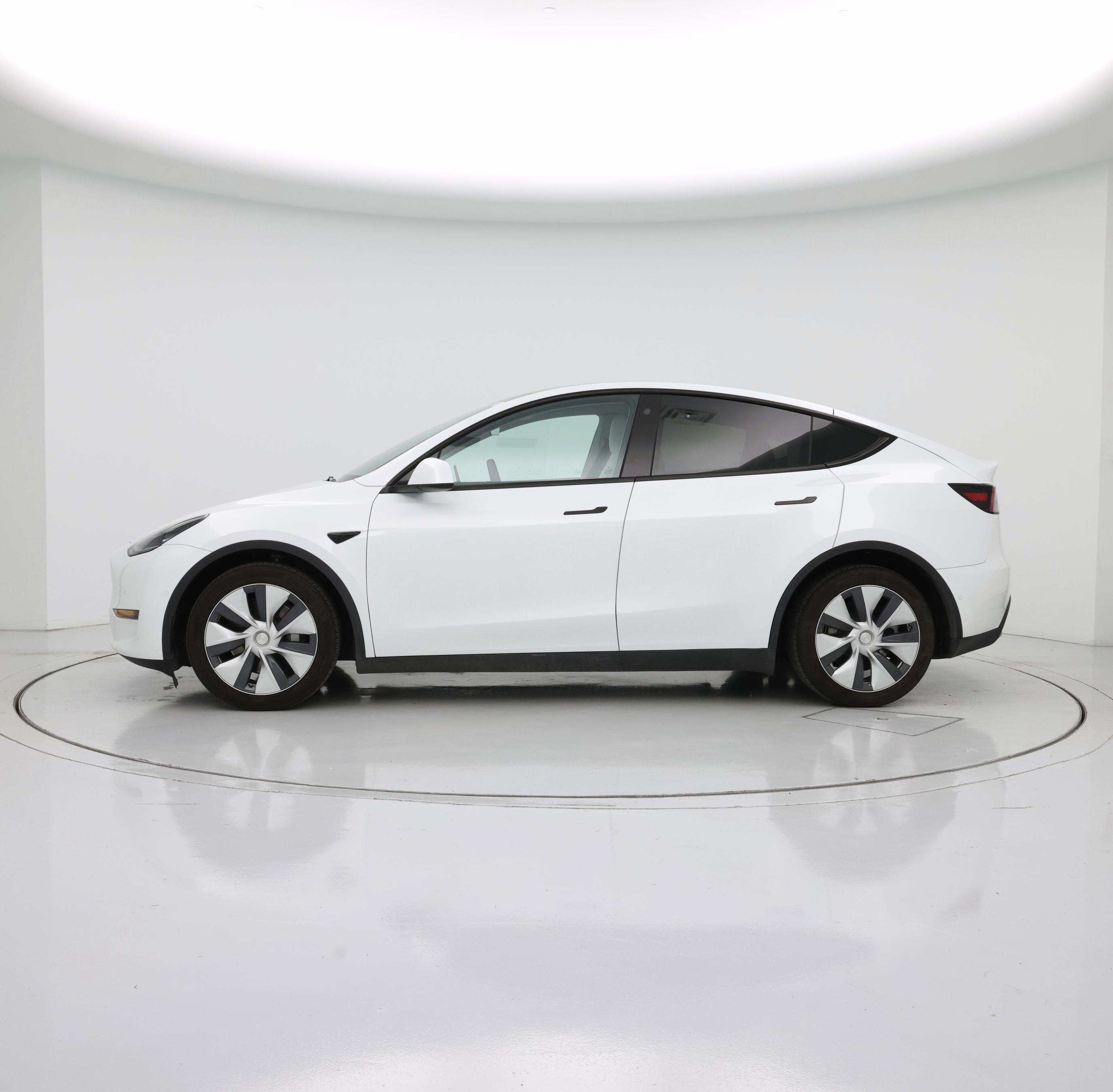 Thumbnail: 2022 Tesla Model Y - 3