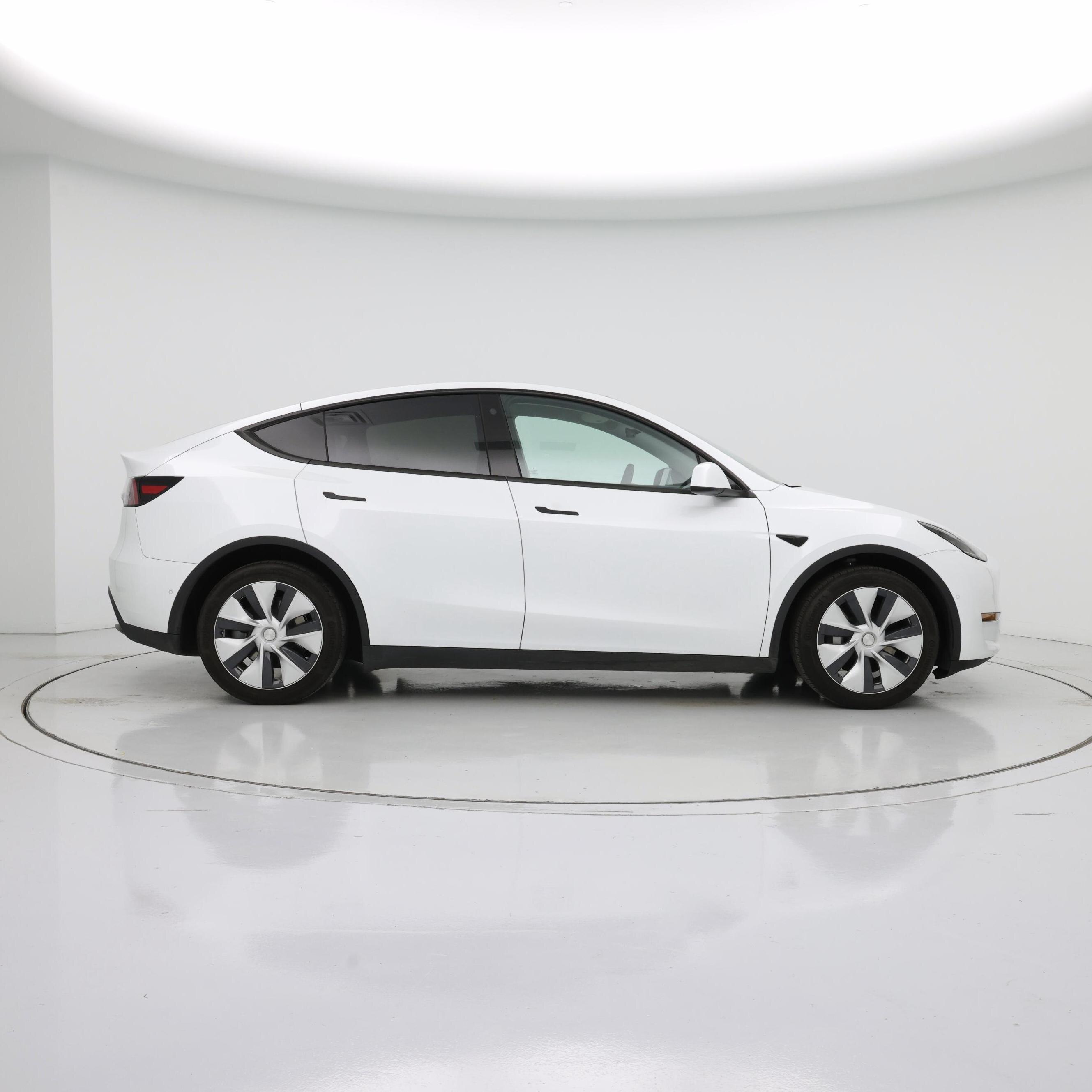 Thumbnail: 2022 Tesla Model Y - 7