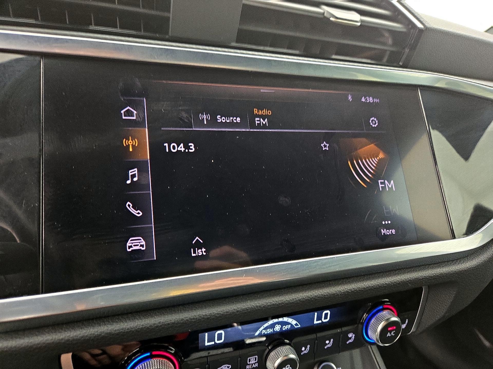 Thumbnail: 2021 Audi Q3 - 15