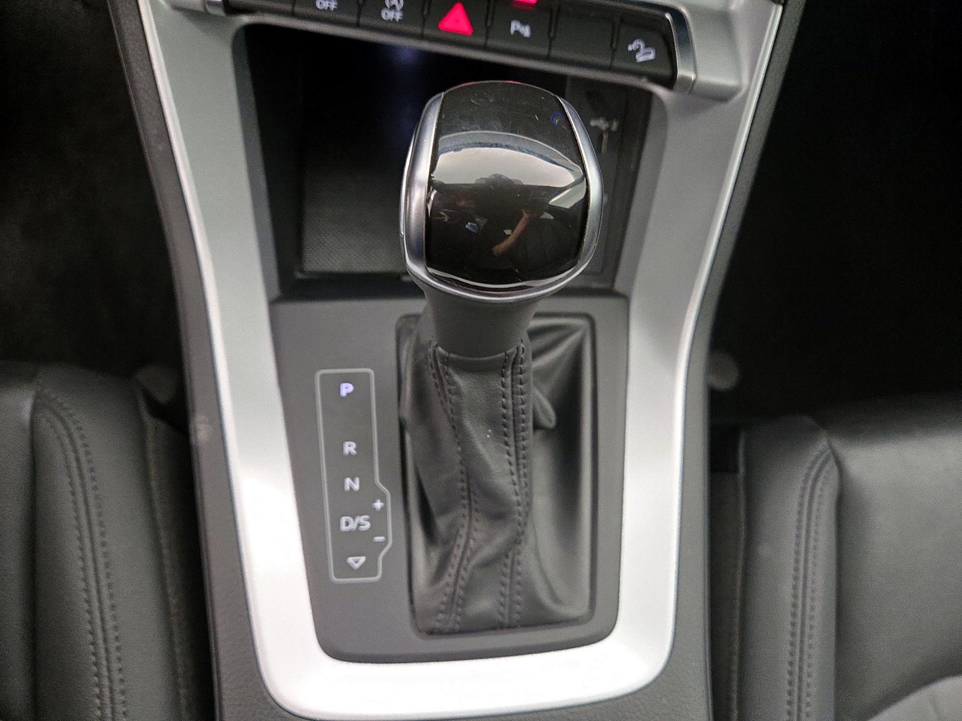 Thumbnail: 2021 Audi Q3 - 17