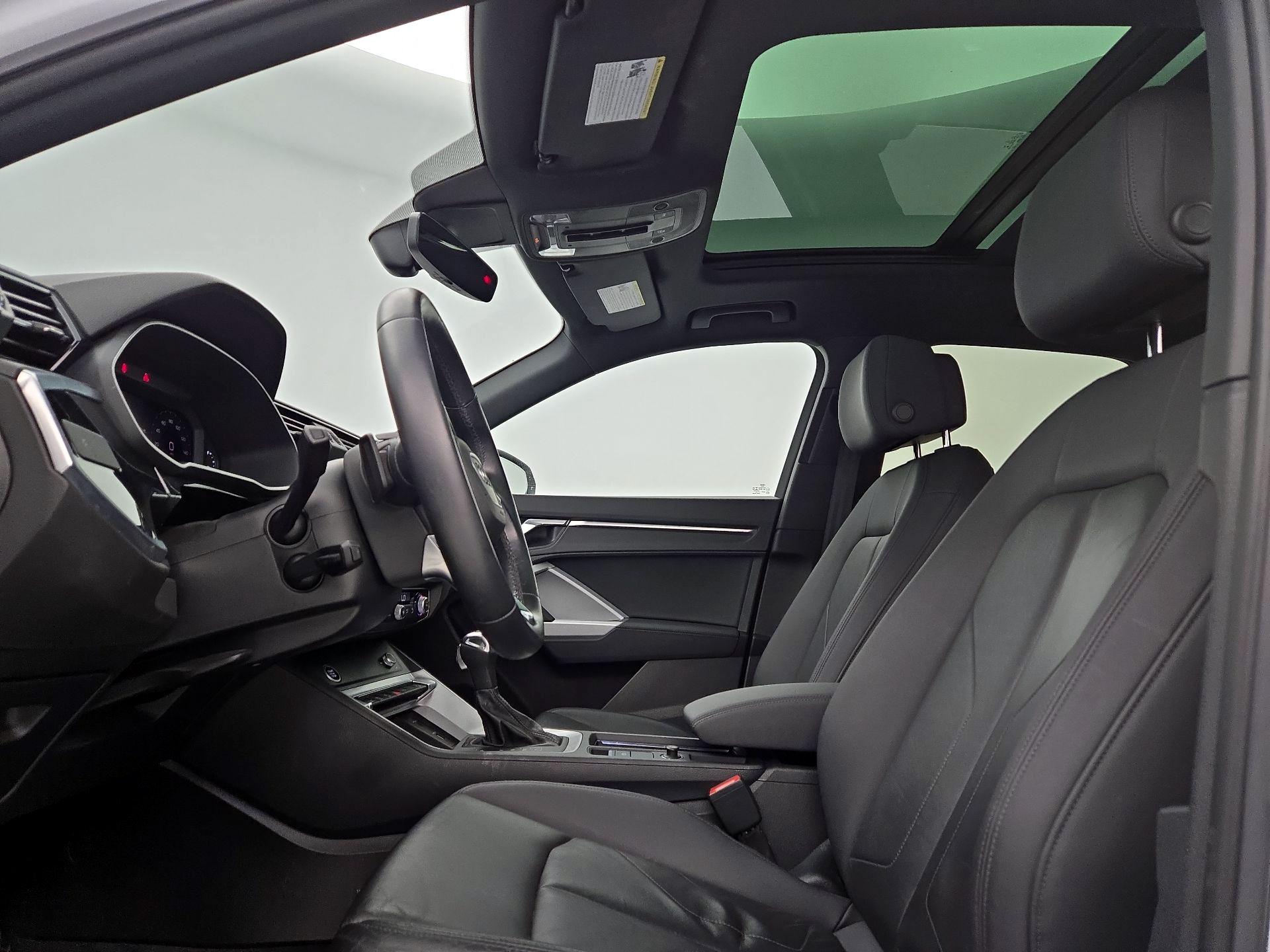 Thumbnail: 2021 Audi Q3 - 19
