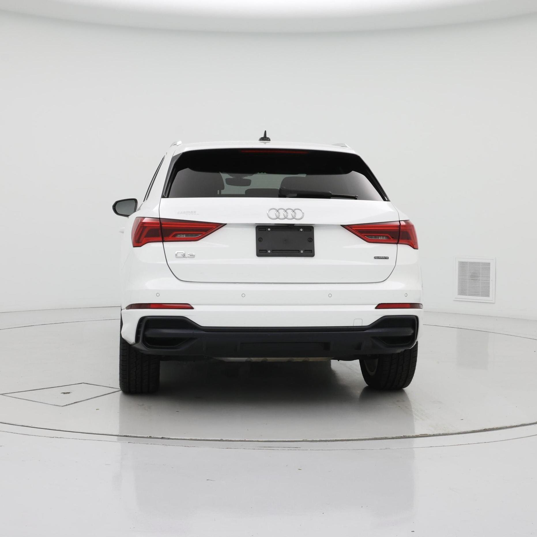 Thumbnail: 2021 Audi Q3 - 6