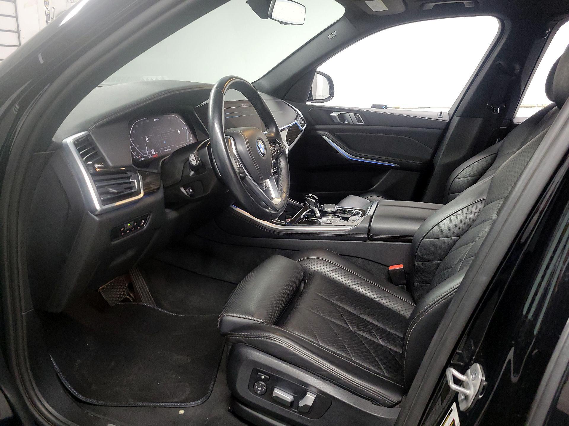 Thumbnail: 2023 BMW X5 - 11
