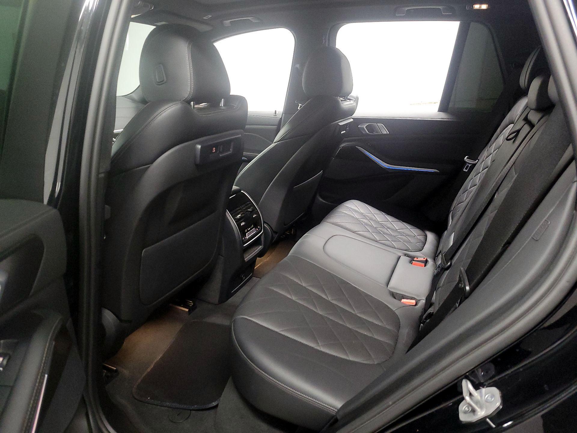 Thumbnail: 2023 BMW X5 - 19