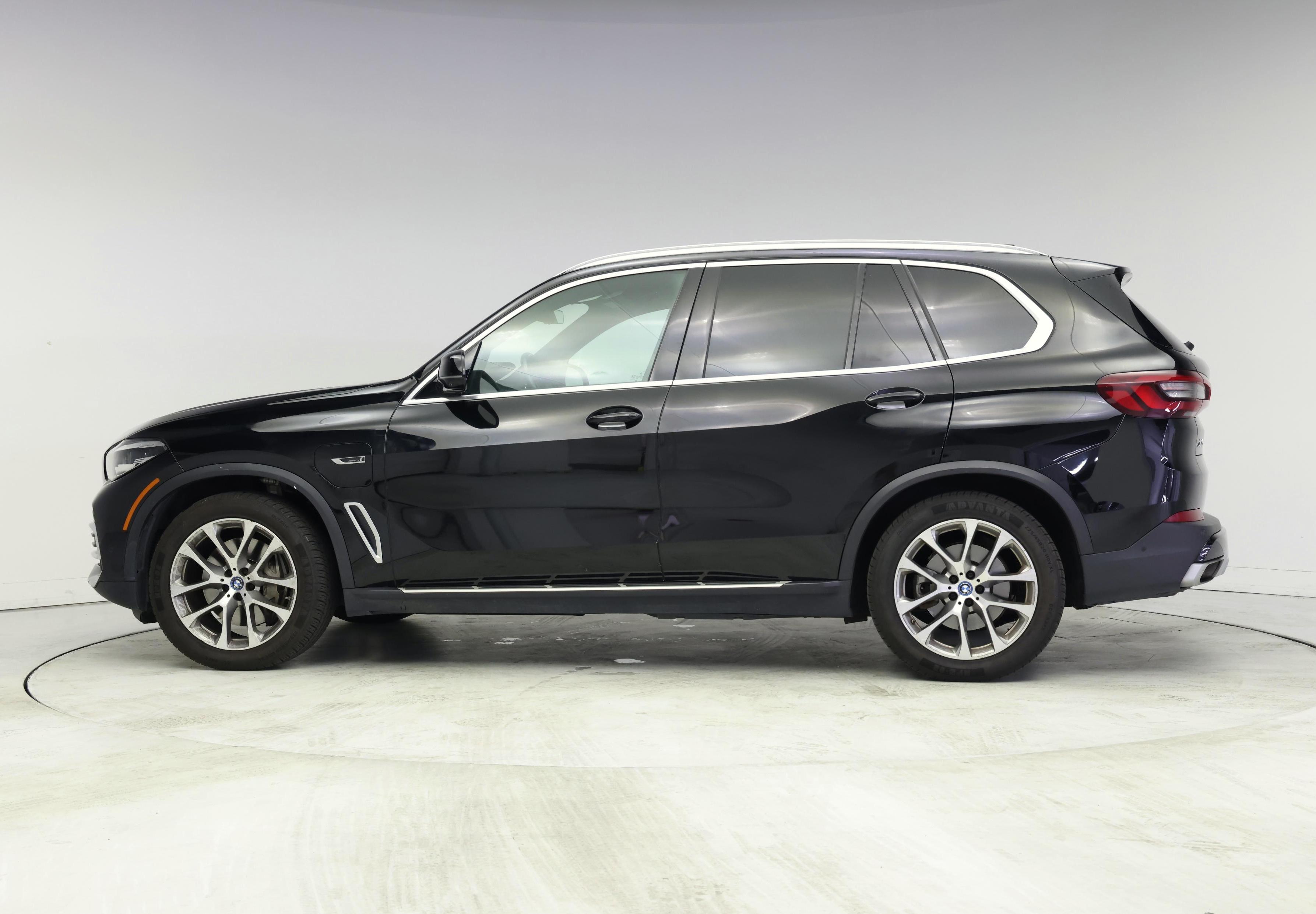 Thumbnail: 2023 BMW X5 - 3