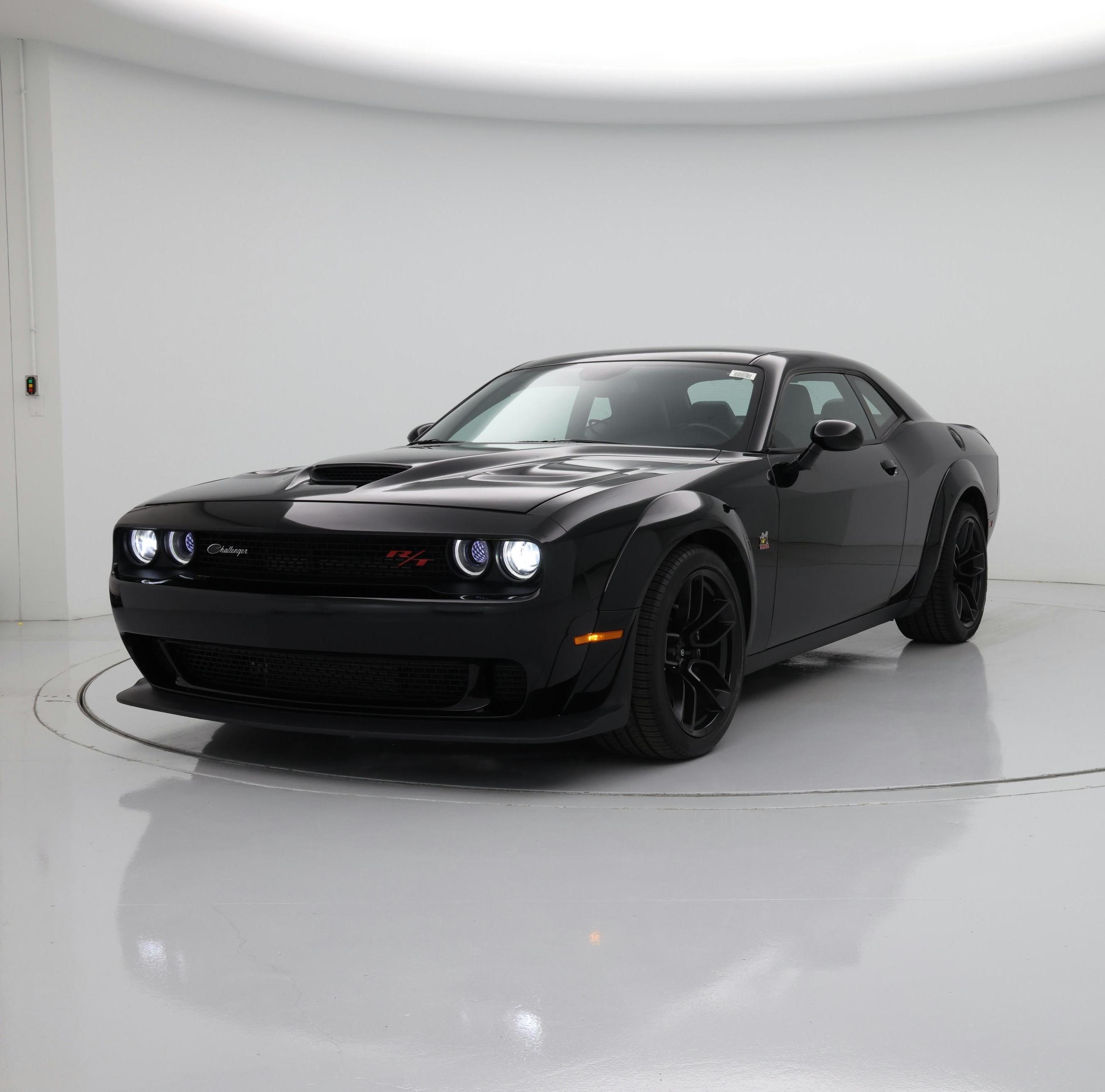 Thumbnail: 2021 Dodge Challenger - 4