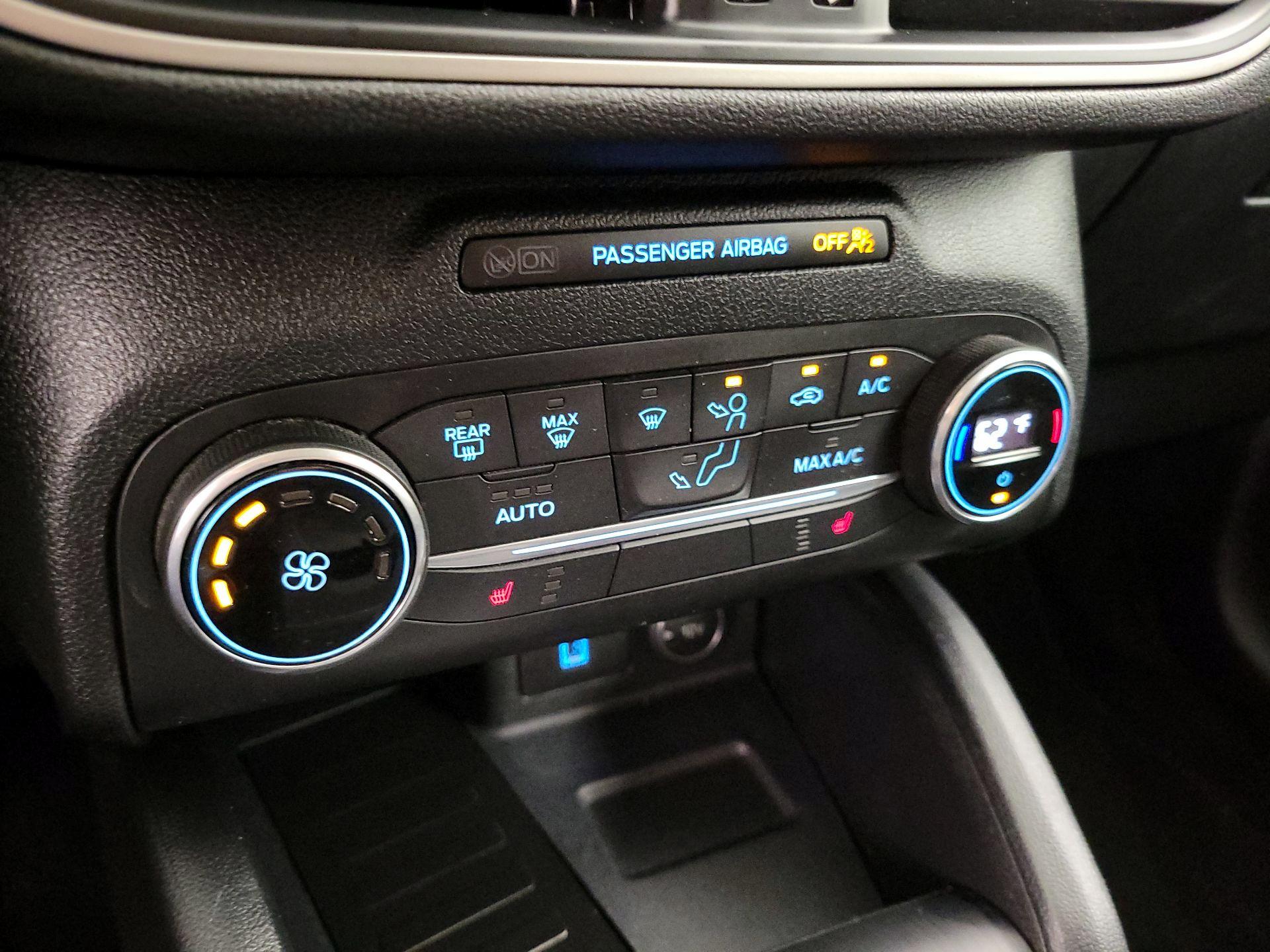 Thumbnail: 2020 Ford Escape - 17