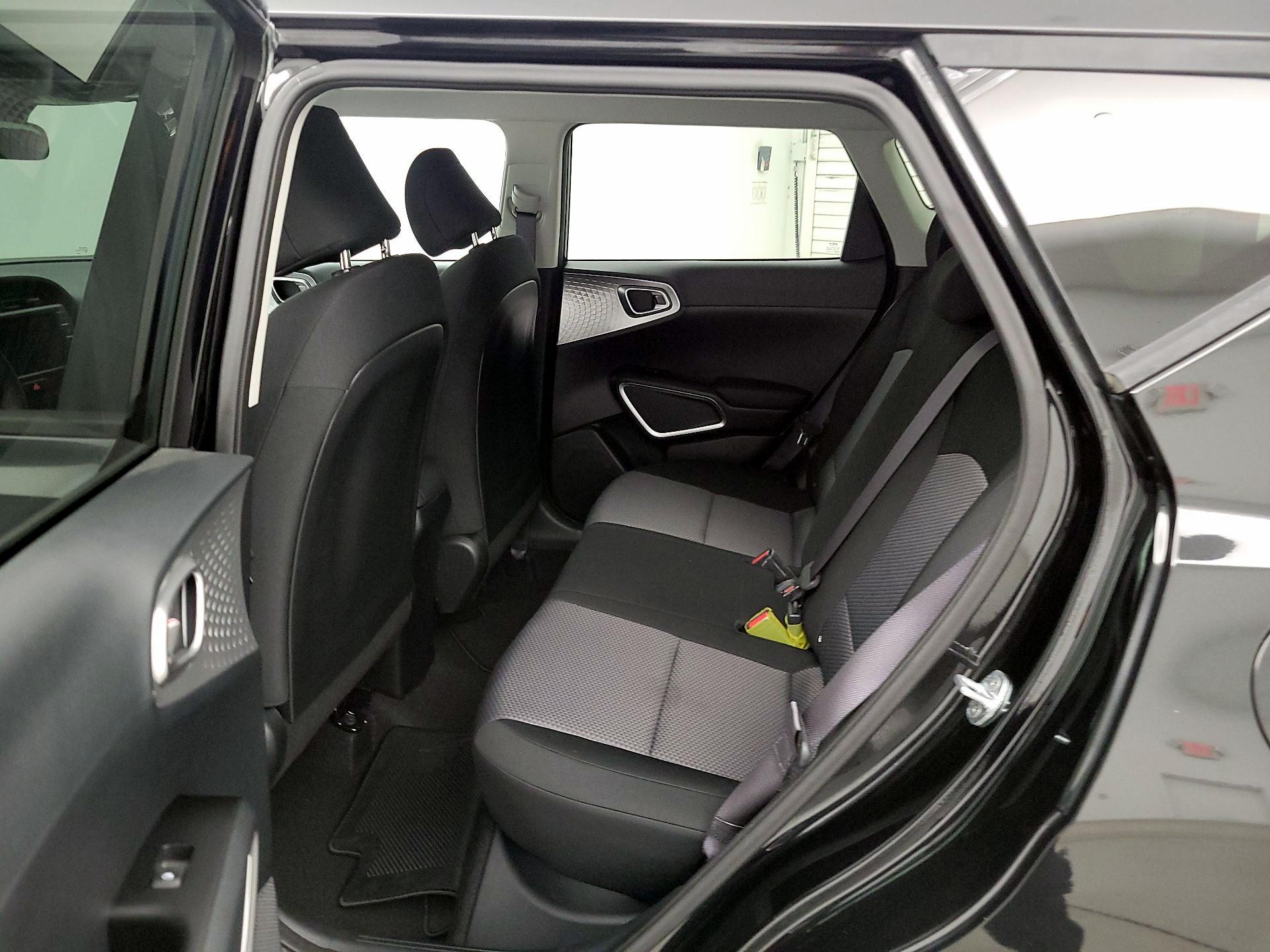 Thumbnail: 2023 Kia Soul - 17