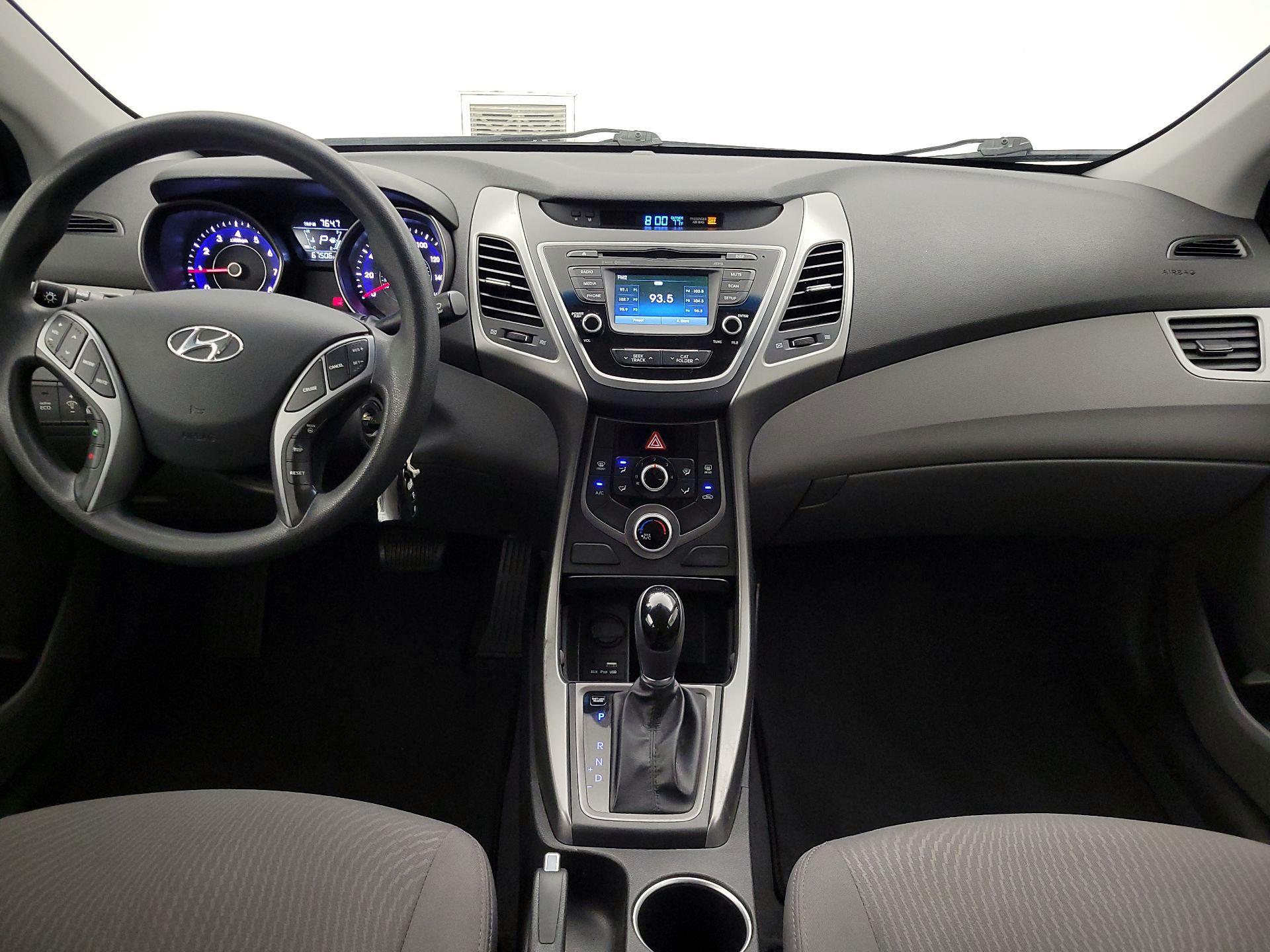Thumbnail: 2015 Hyundai Elantra - 9