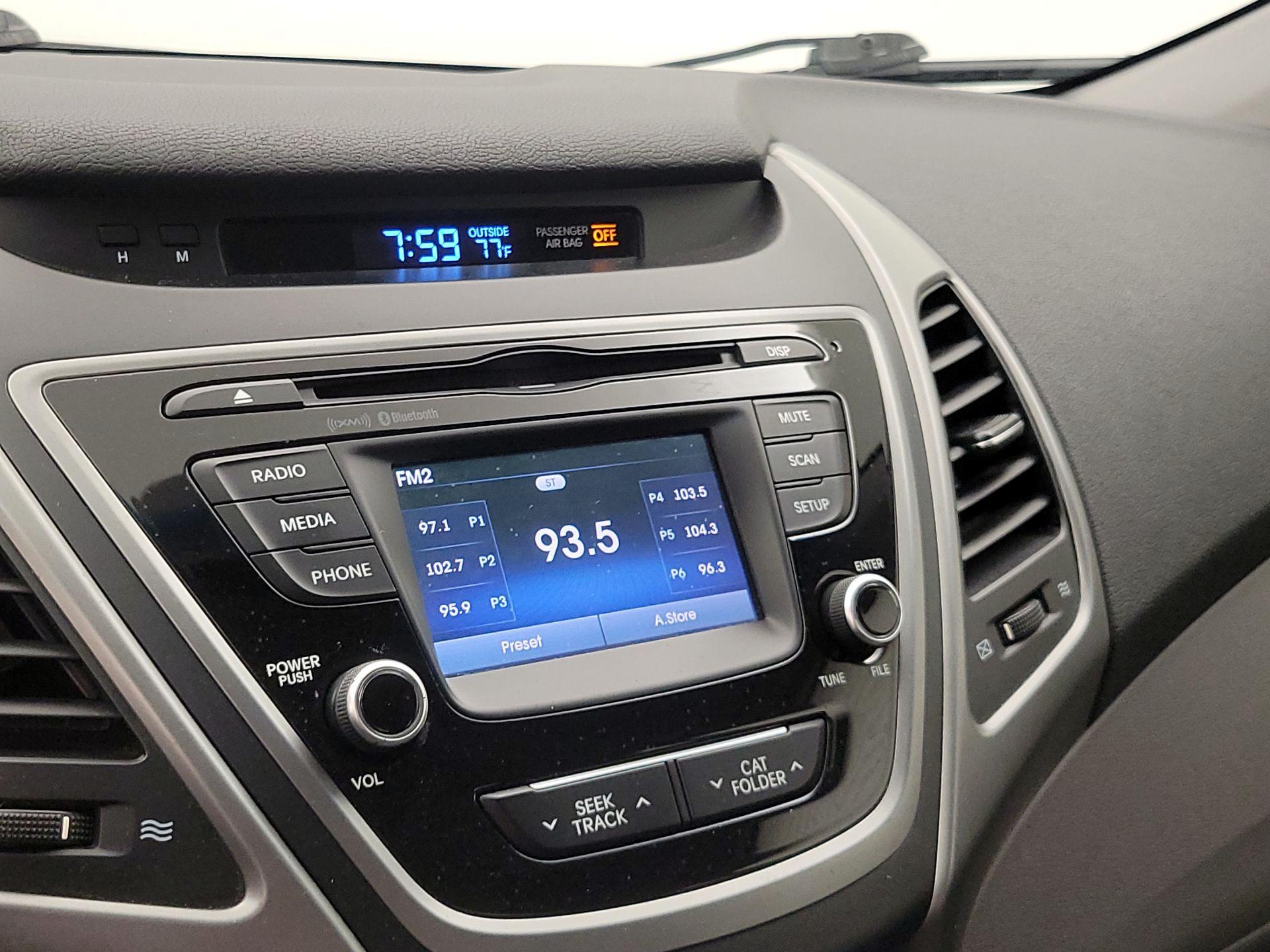 Thumbnail: 2015 Hyundai Elantra - 15