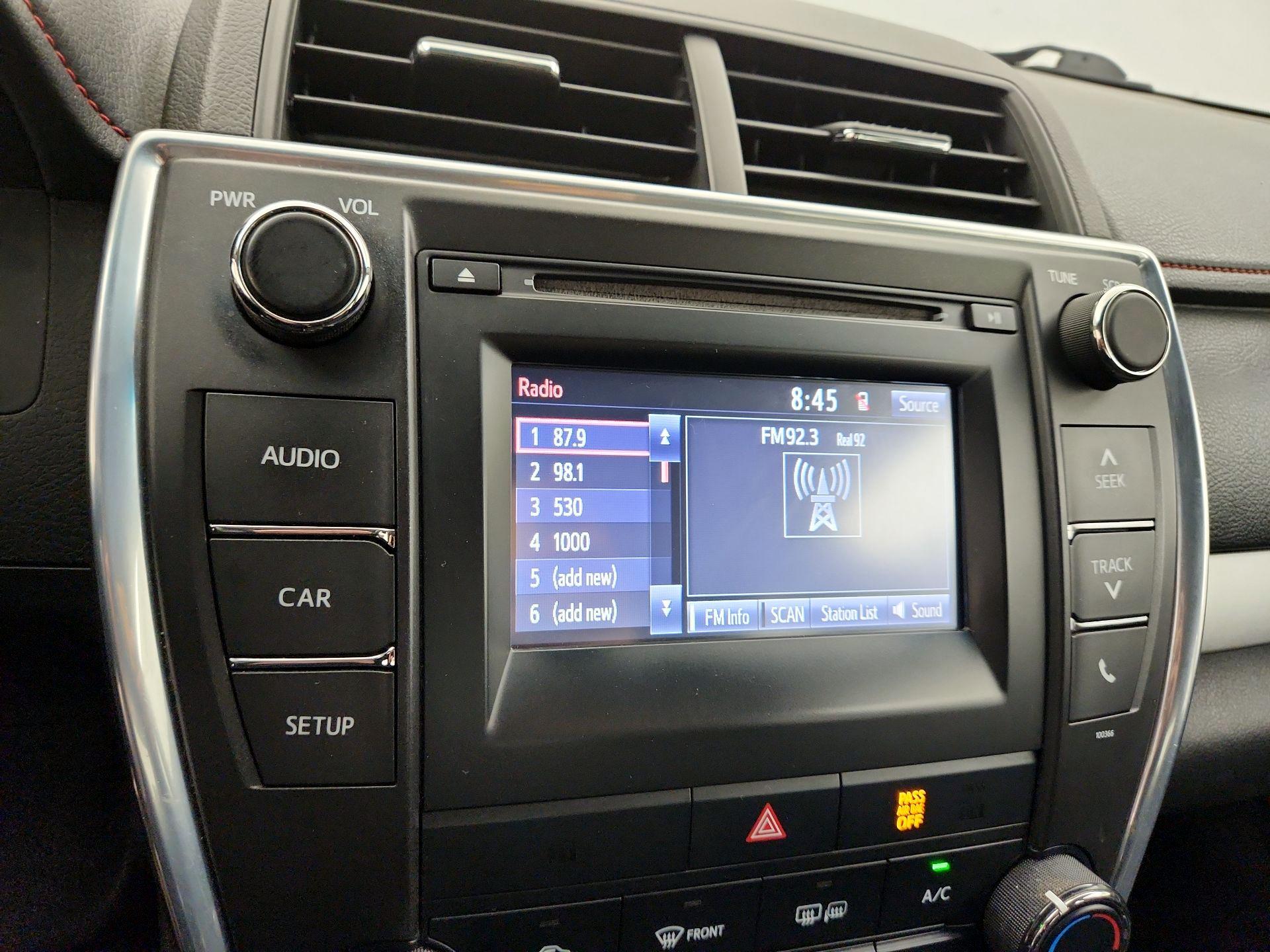 Thumbnail: 2015 Toyota Camry - 15