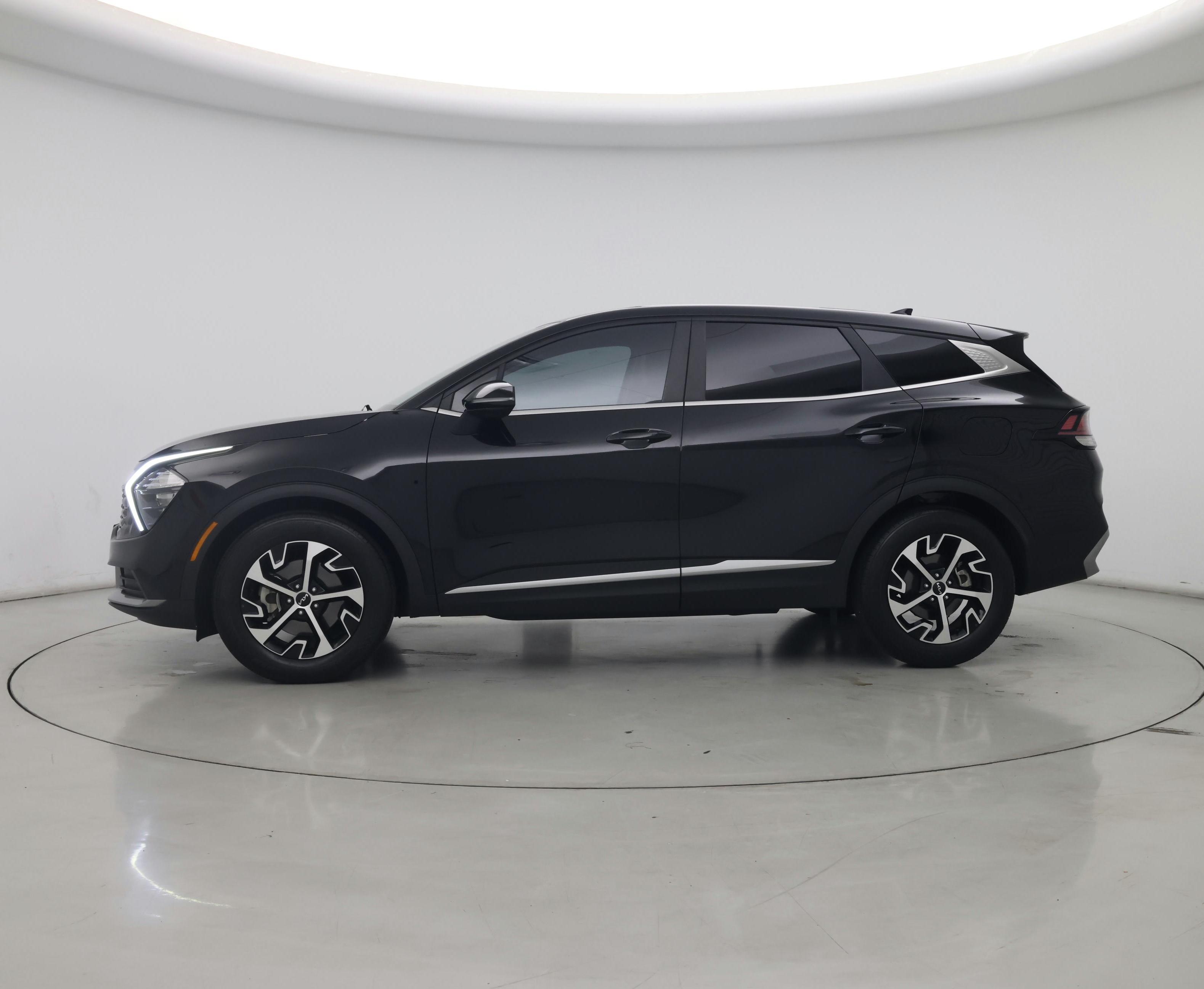Thumbnail: 2023 Kia Sportage - 3