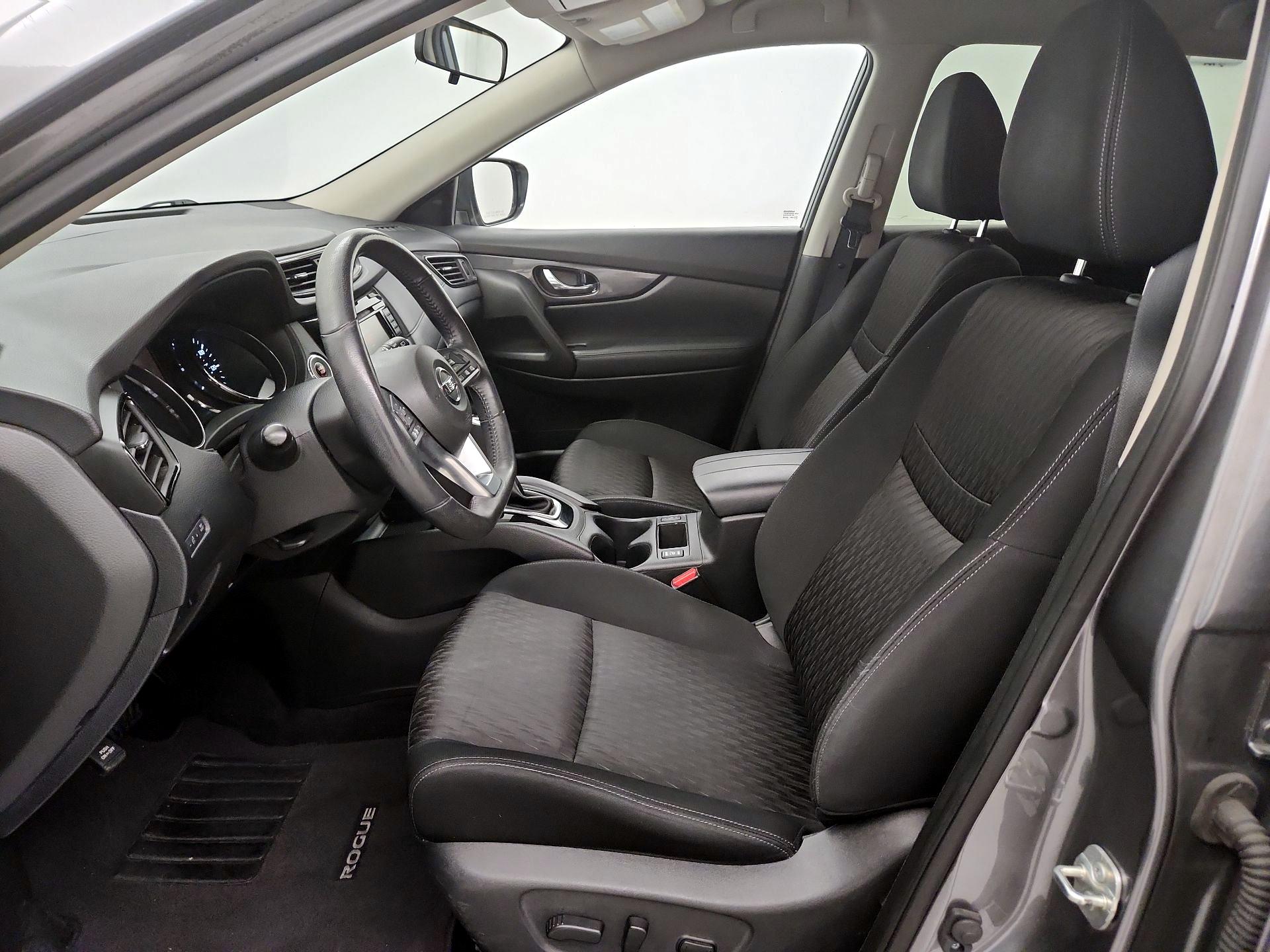 Thumbnail: 2018 Nissan Rogue - 11