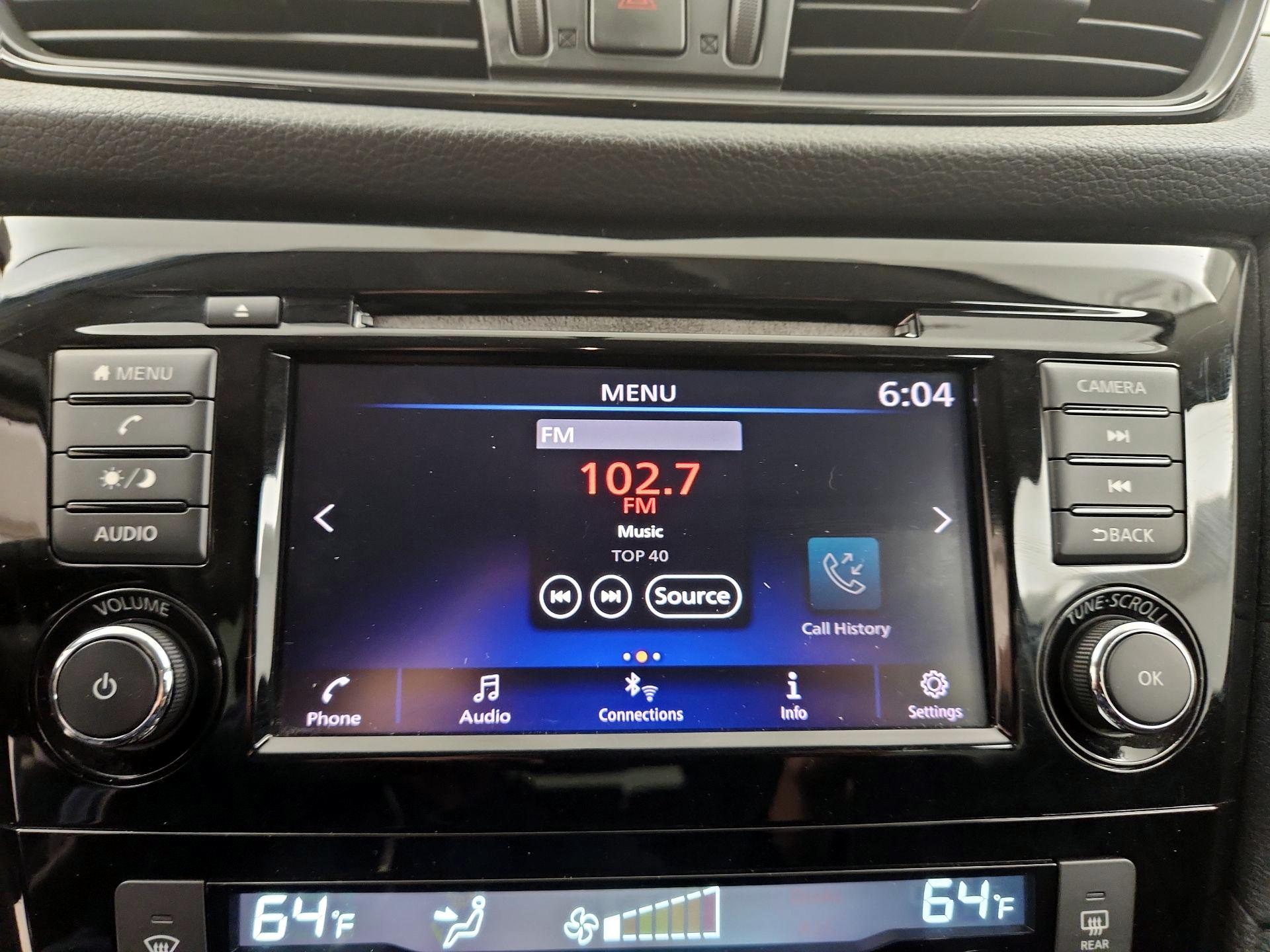 Thumbnail: 2018 Nissan Rogue - 15
