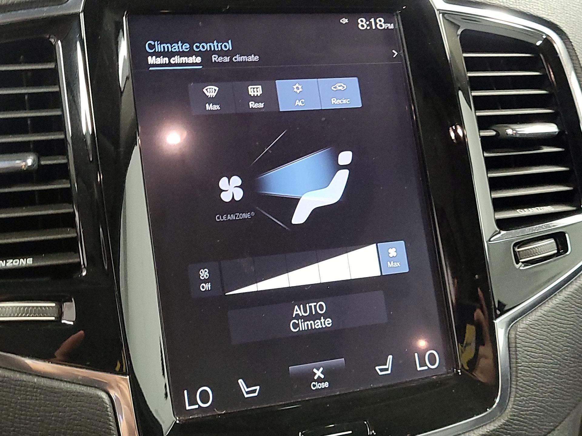 Thumbnail: 2016 Volvo XC90 - 17