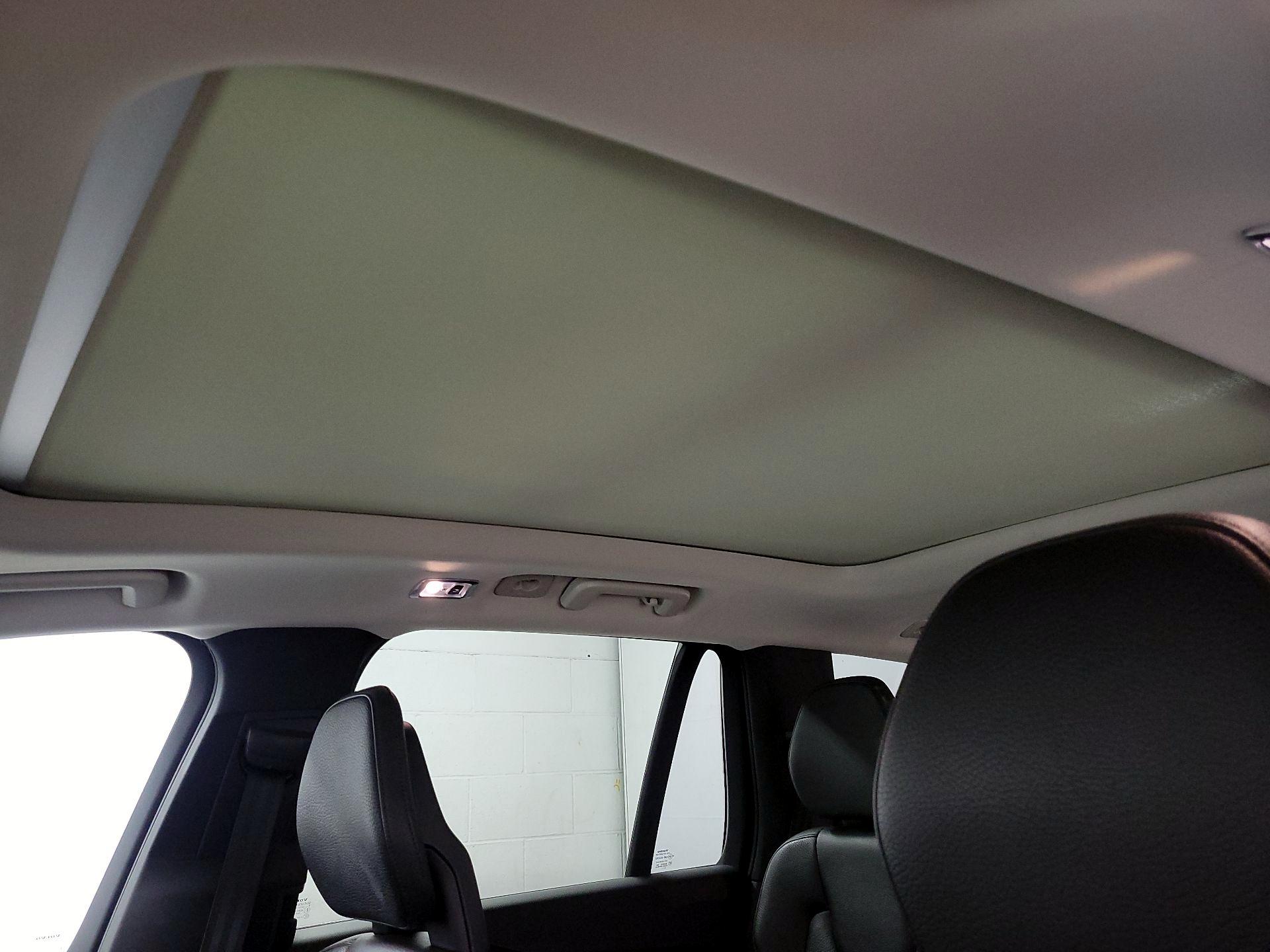 Thumbnail: 2016 Volvo XC90 - 19