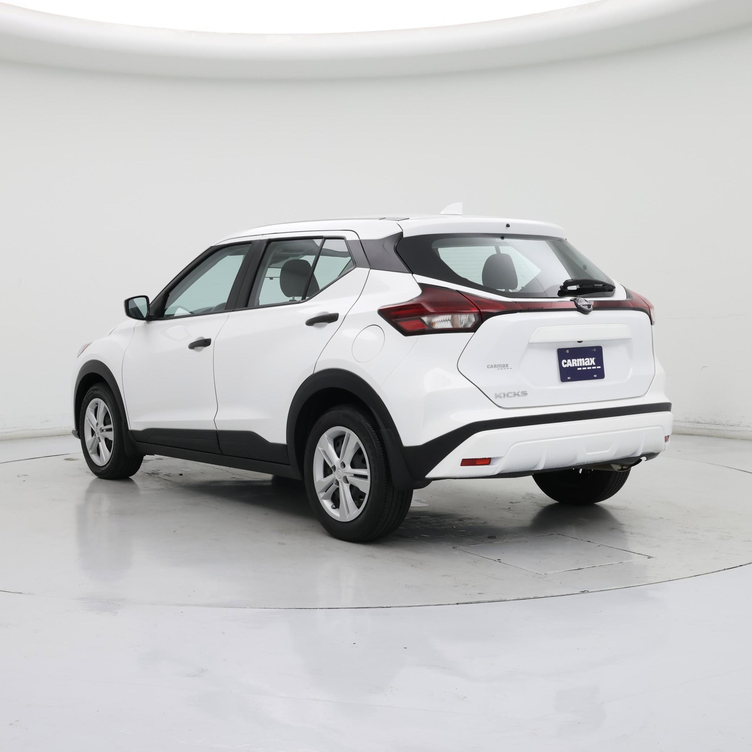 Thumbnail: 2024 Nissan Kicks - 2