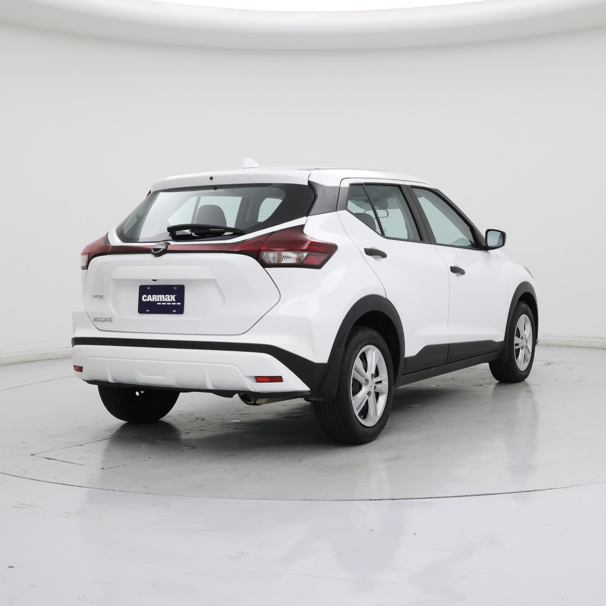 Thumbnail: 2024 Nissan Kicks - 8