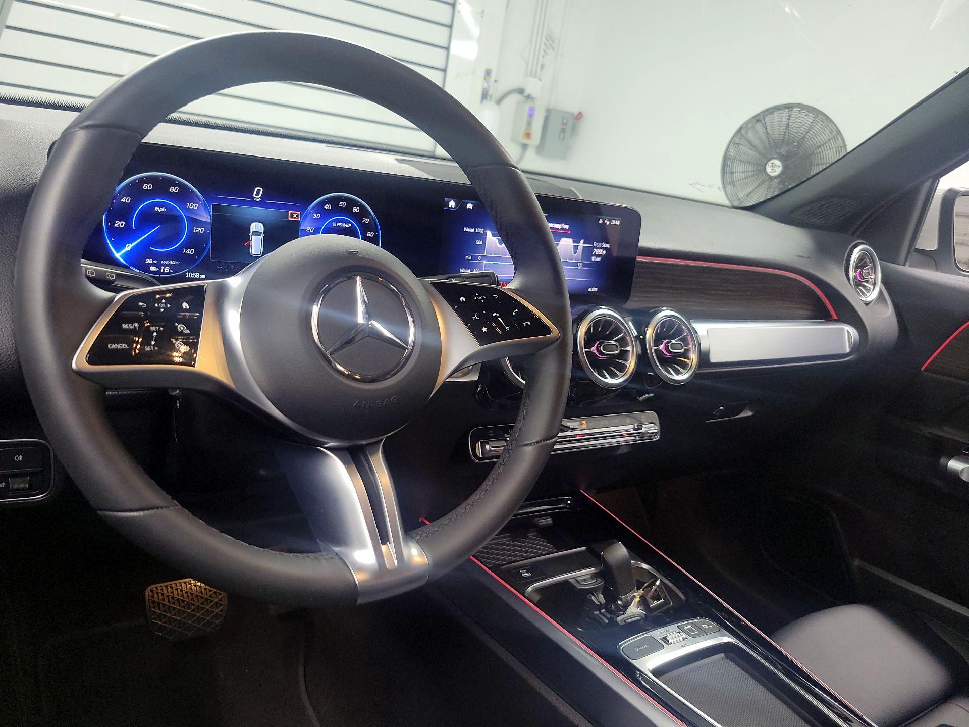 Thumbnail: 2025 Mercedes-Benz EQB - 9