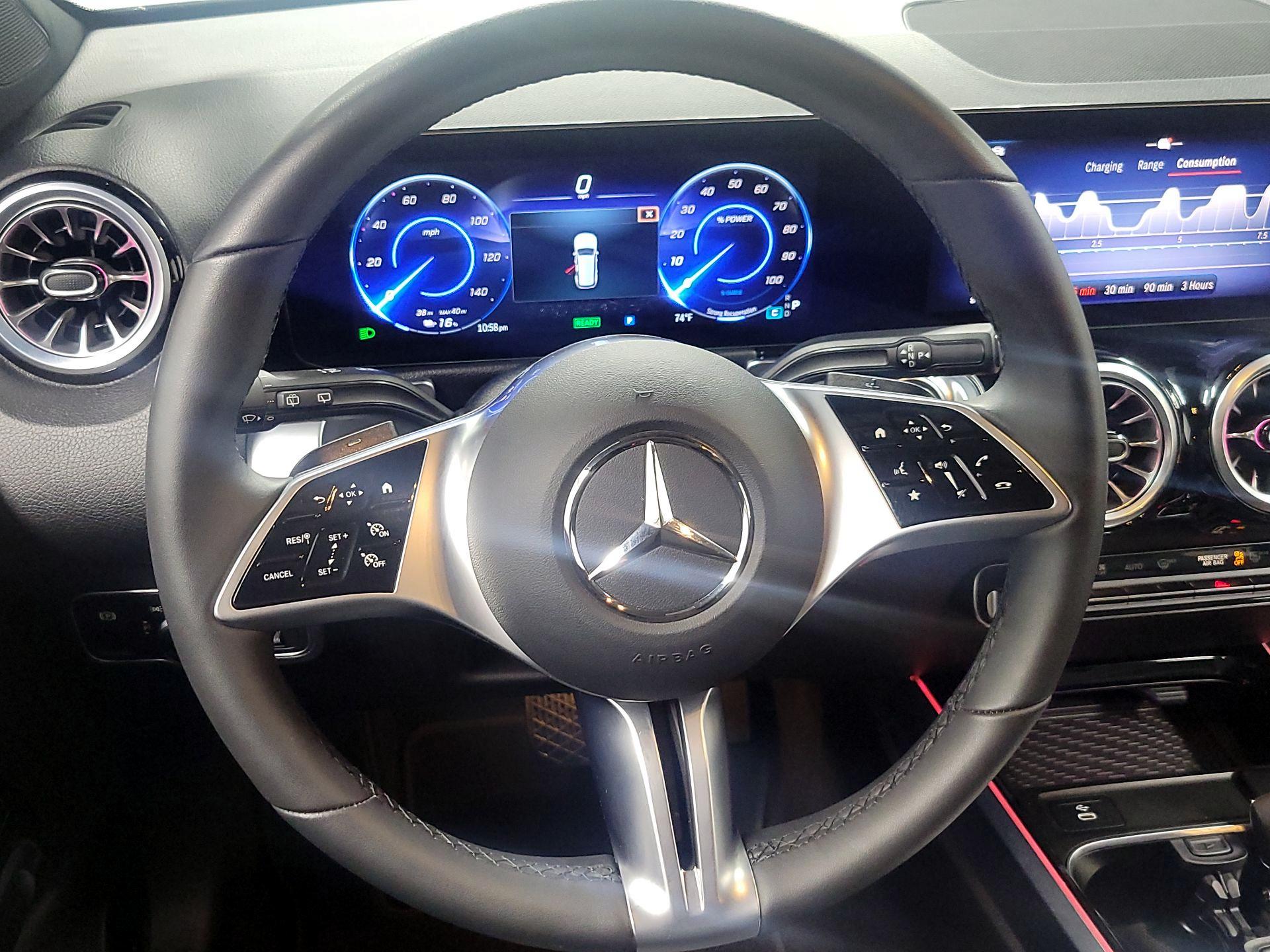 Thumbnail: 2025 Mercedes-Benz EQB - 10
