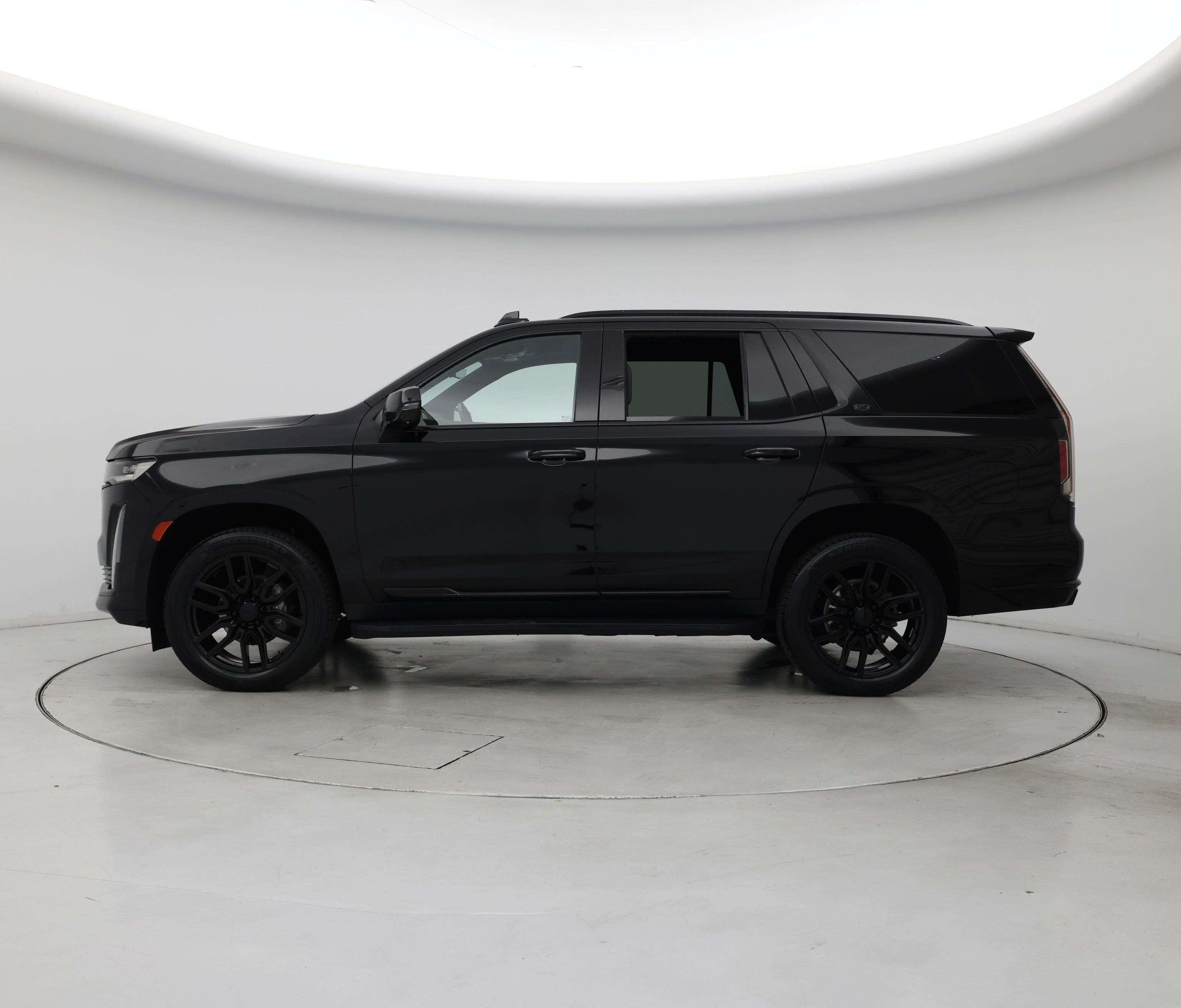 Thumbnail: 2023 Cadillac Escalade - 3