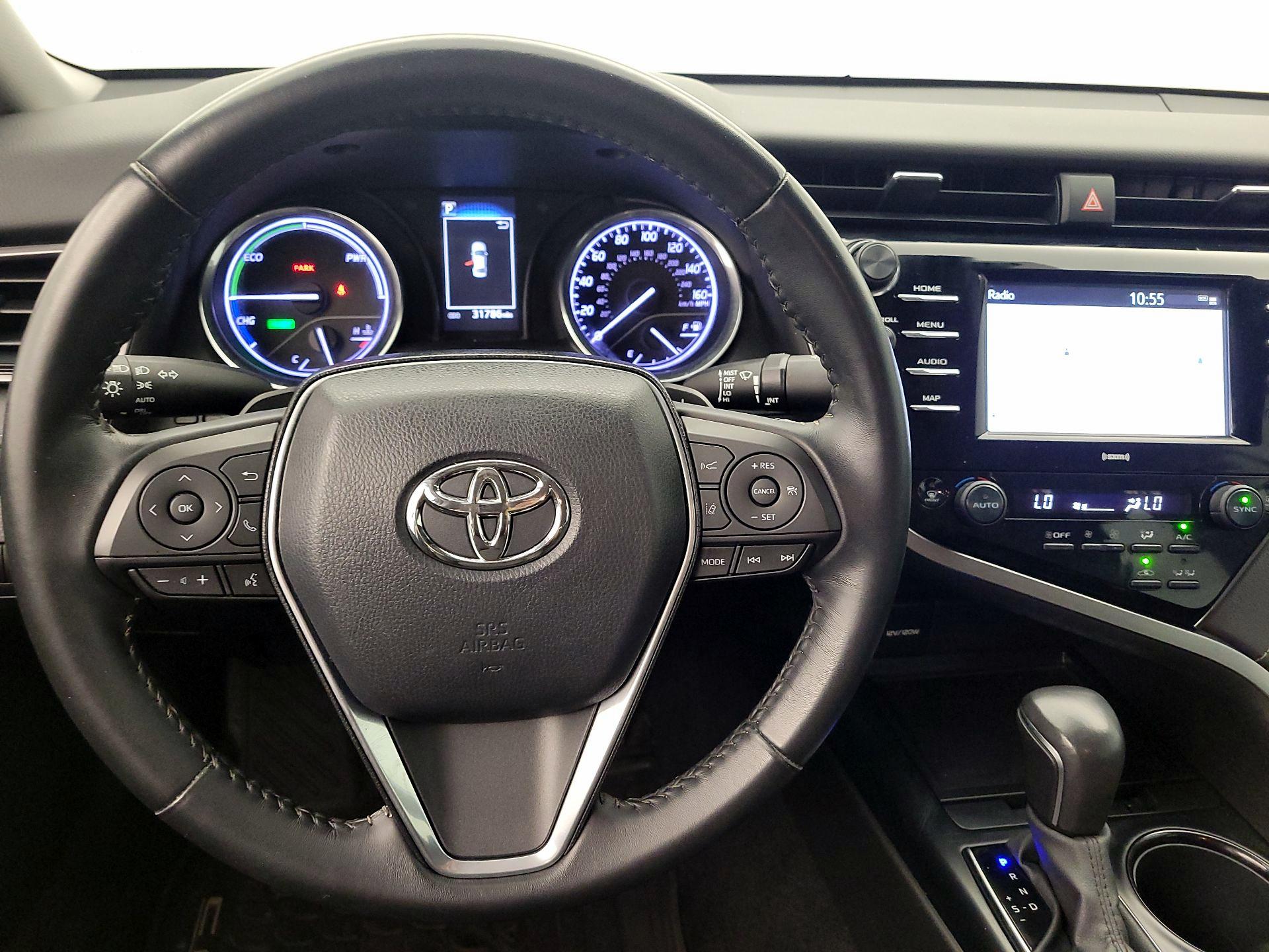 Thumbnail: 2020 Toyota Camry - 10