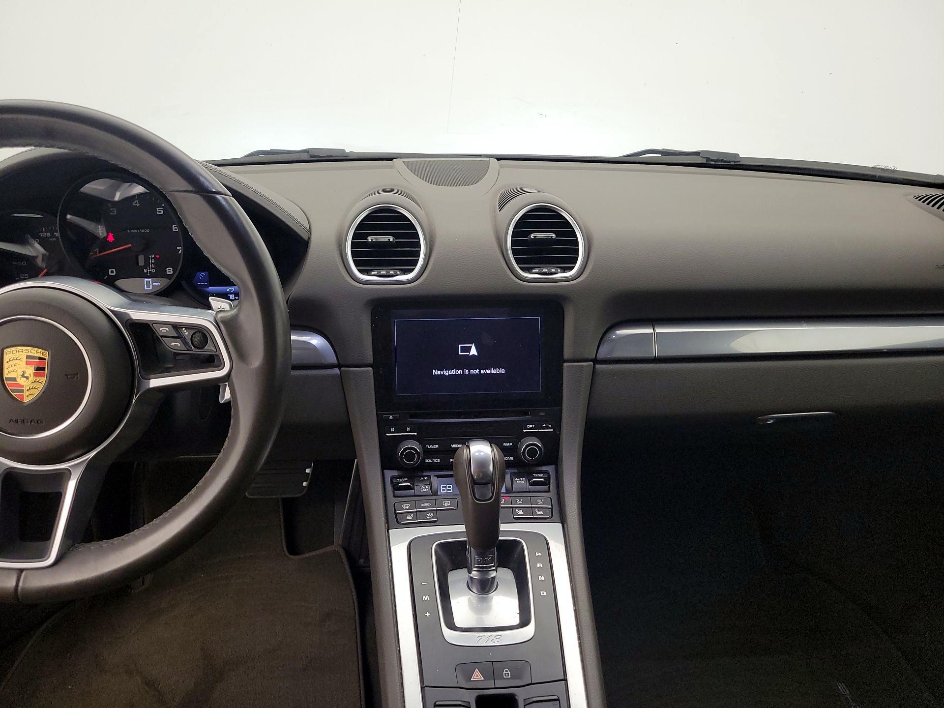 Thumbnail: 2021 Porsche 718 Boxster - 9