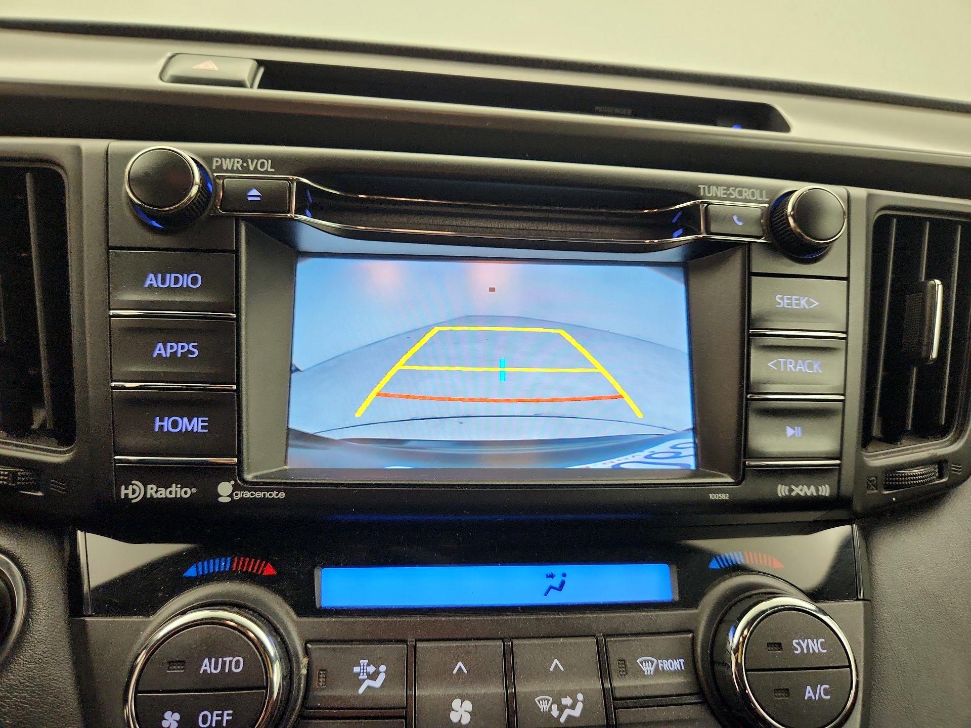 Thumbnail: 2016 Toyota RAV4 - 14