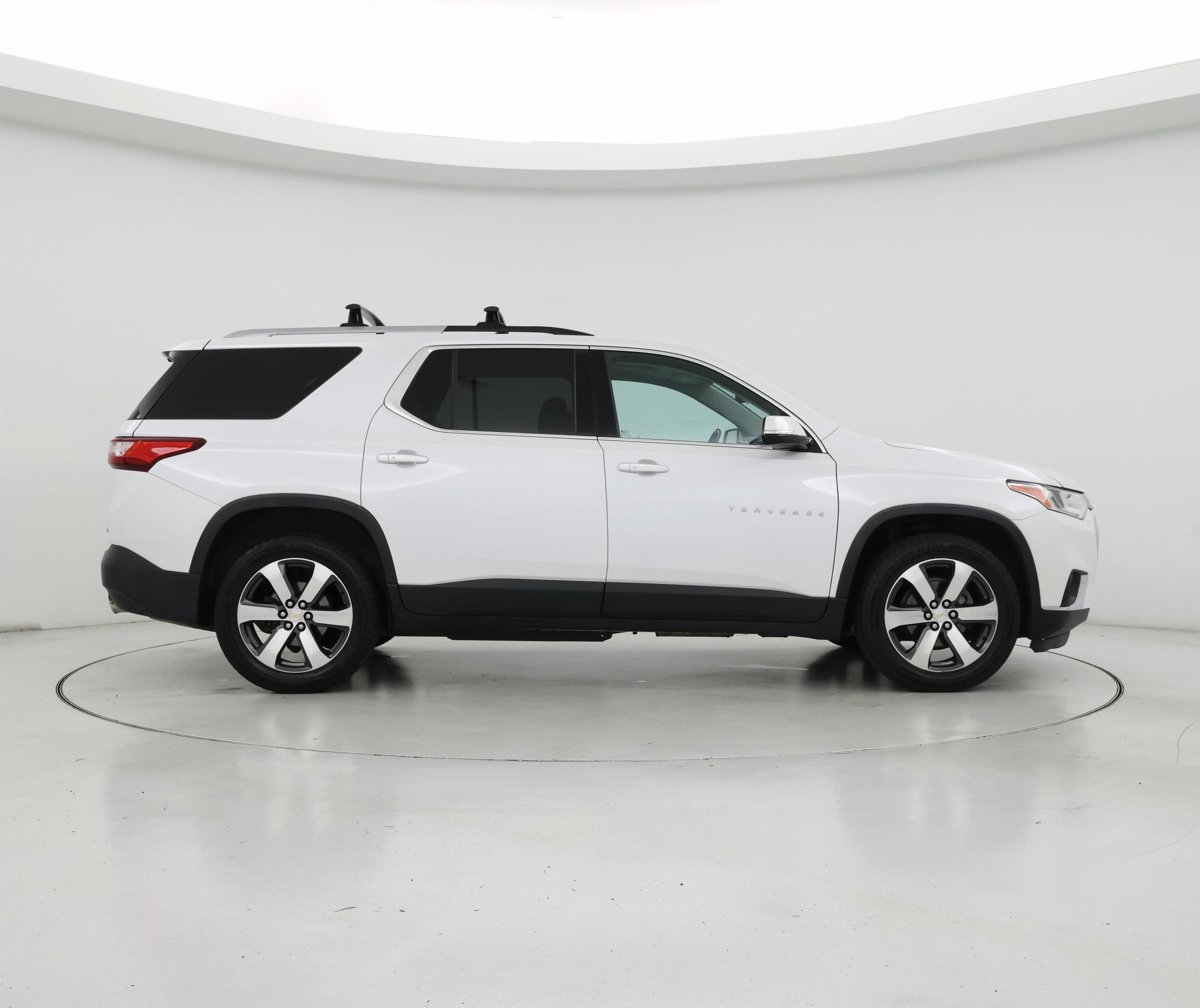 Thumbnail: 2018 Chevrolet Traverse - 7