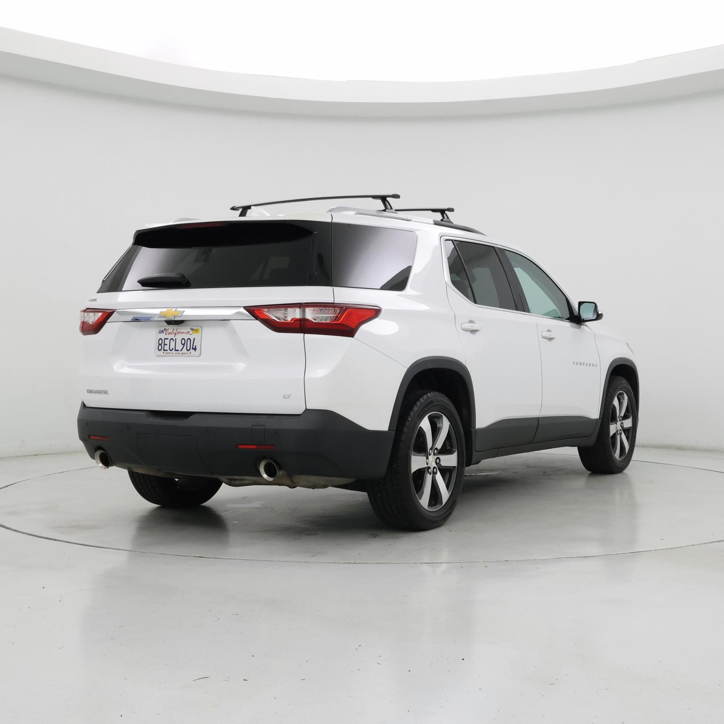 Thumbnail: 2018 Chevrolet Traverse - 8