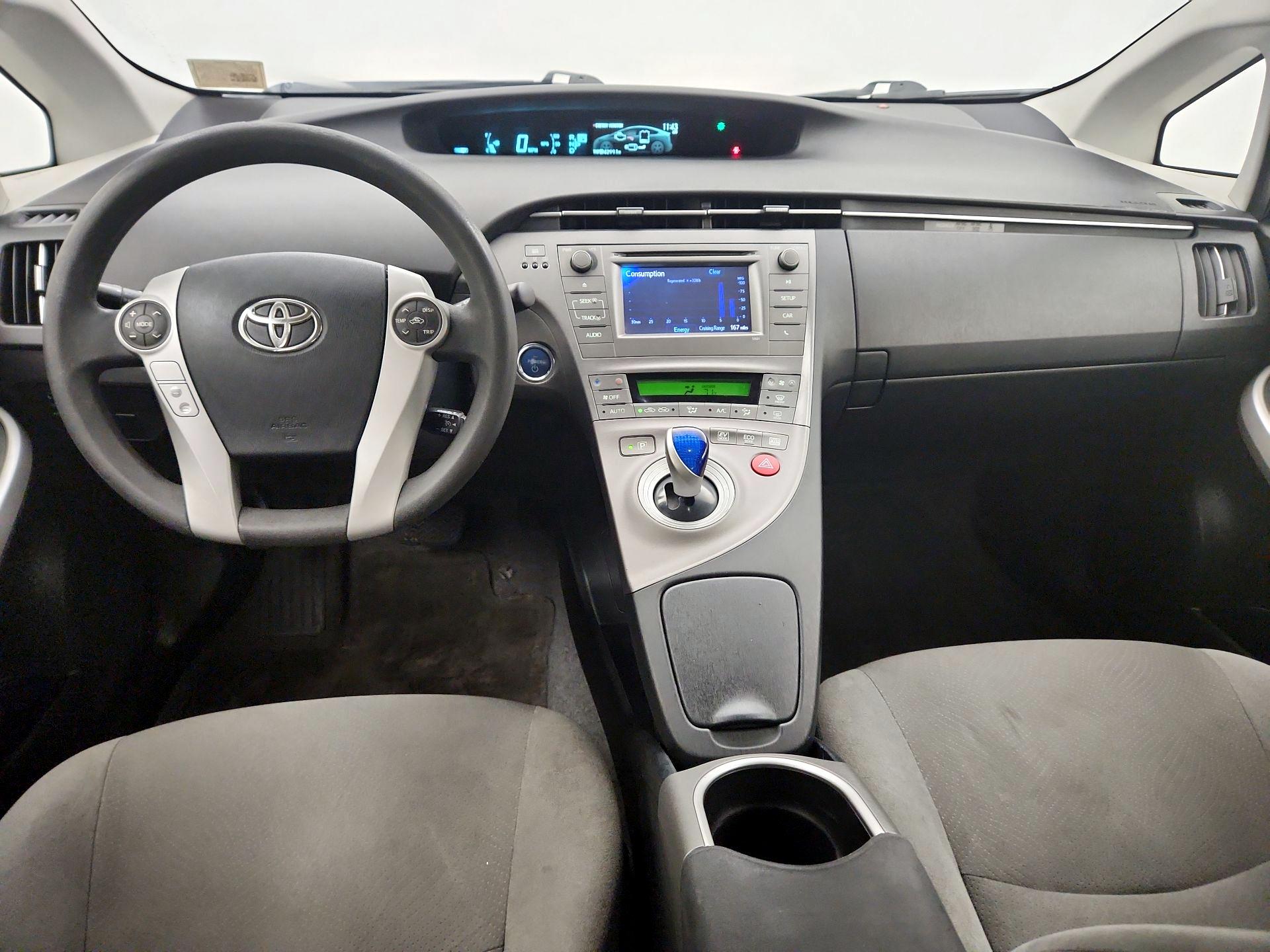 Thumbnail: 2014 Toyota Prius - 9