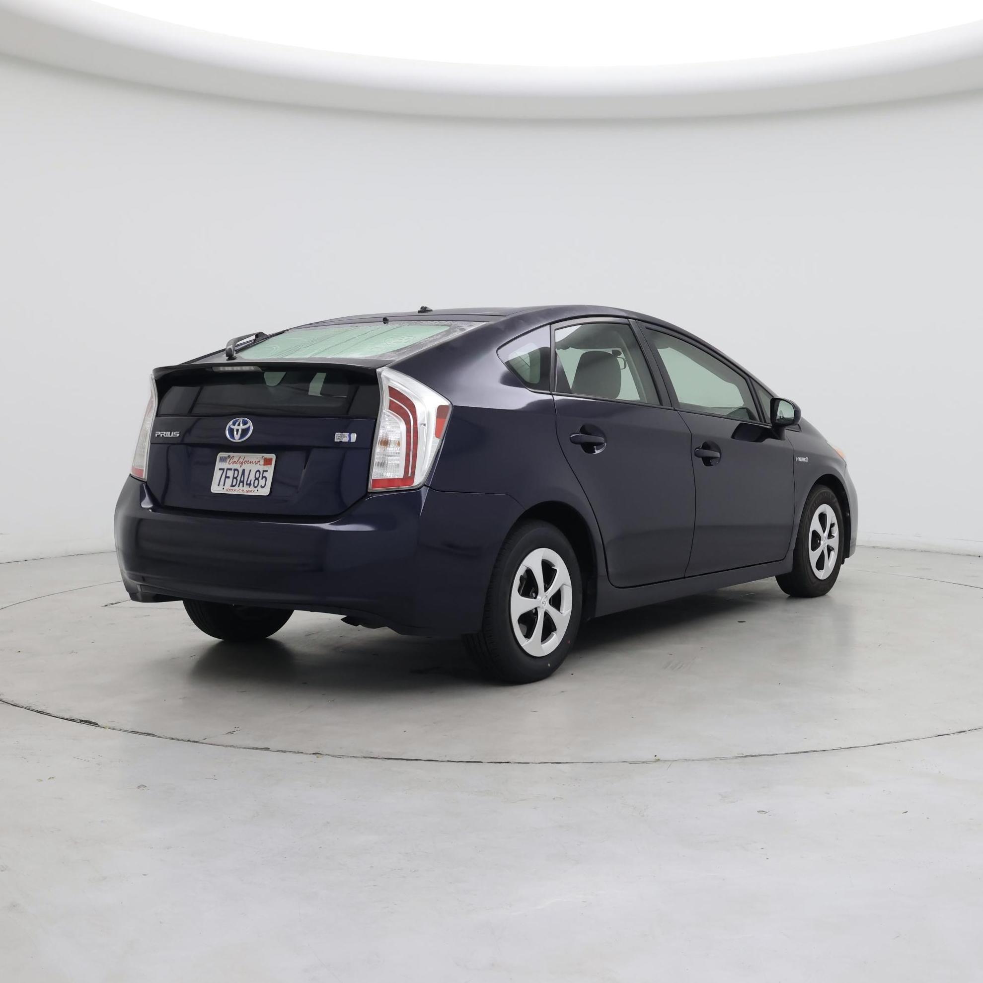 Thumbnail: 2014 Toyota Prius - 8