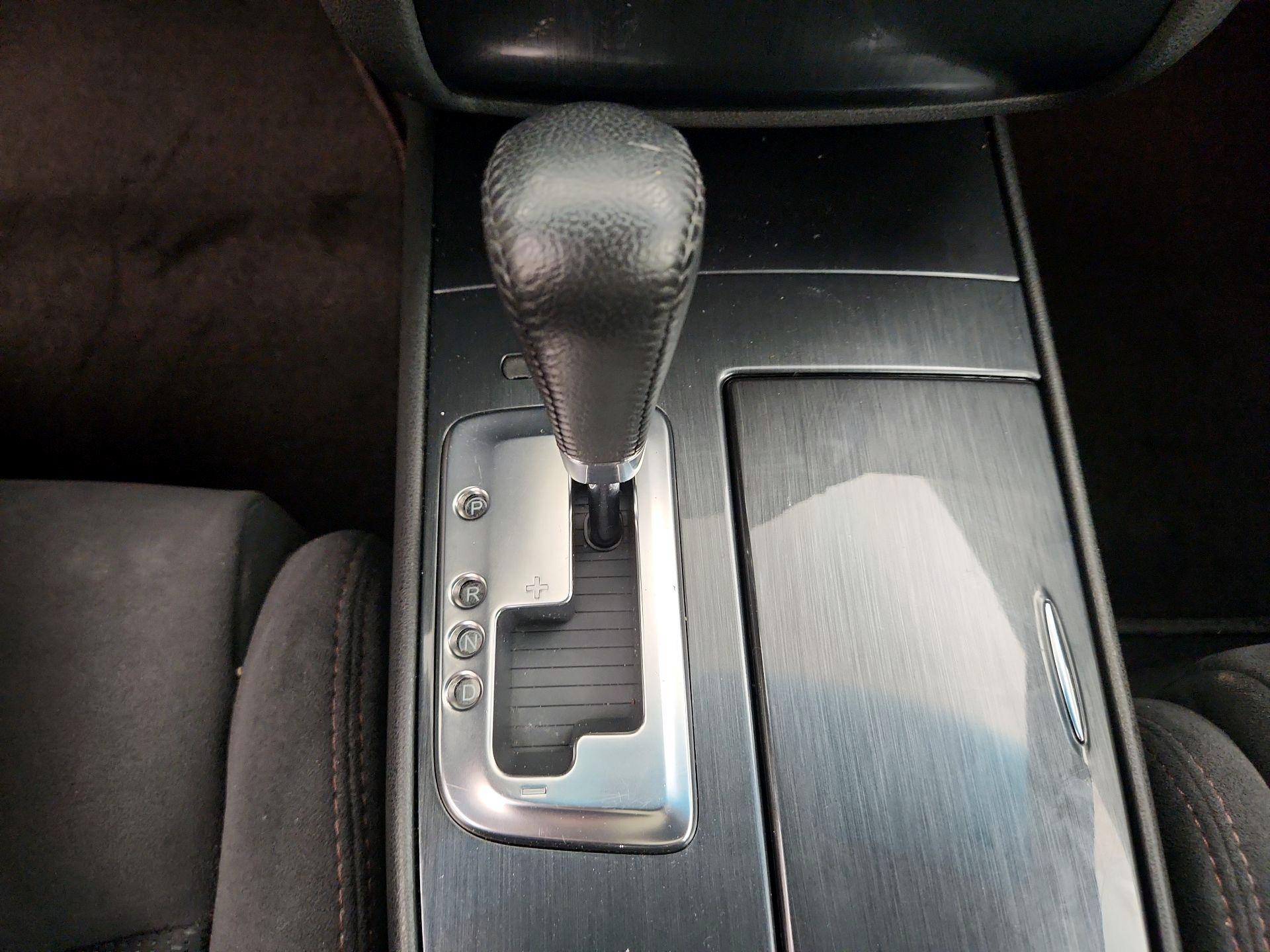 Thumbnail: 2014 Nissan Maxima - 16