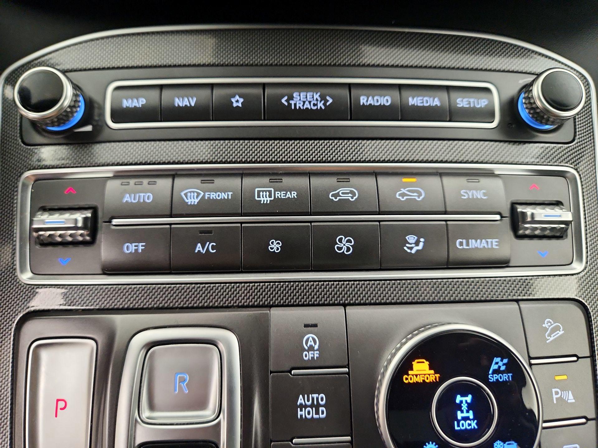 Thumbnail: 2021 Hyundai Santa Fe - 17