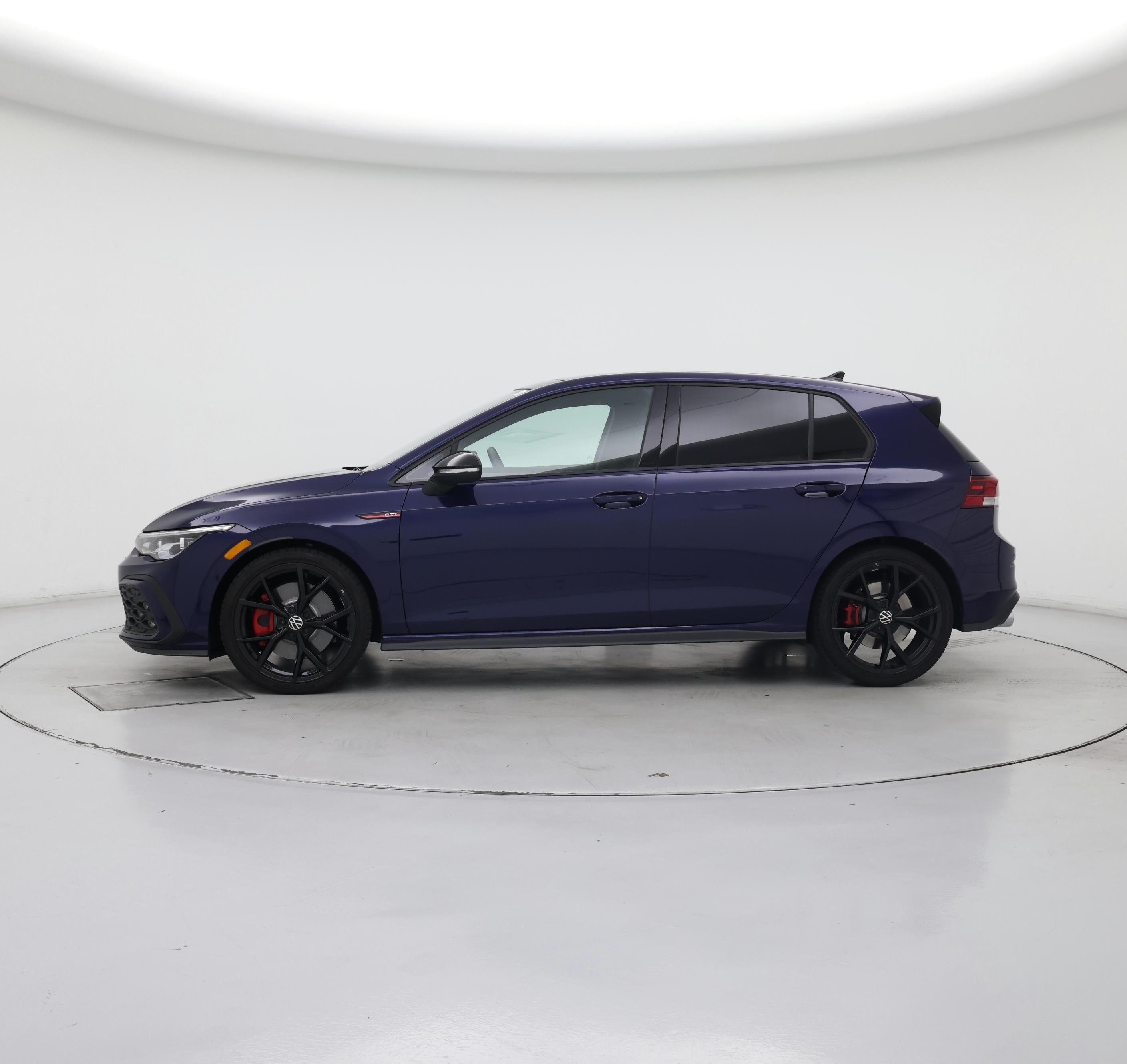 Thumbnail: 2024 Volkswagen Golf - 3
