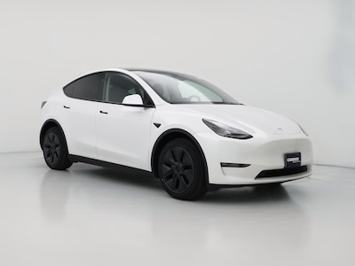 White 2024 Tesla Model Y Long Range