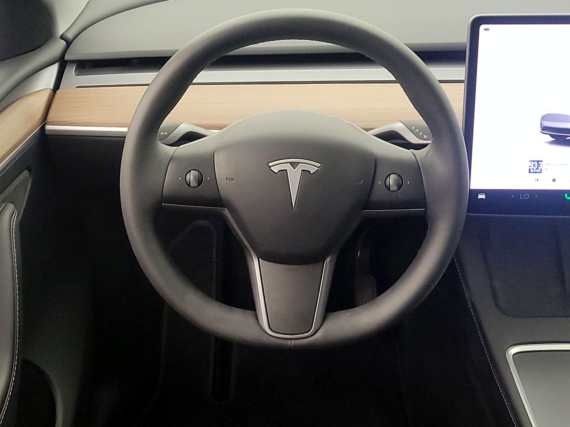Thumbnail: 2024 Tesla Model Y - 10
