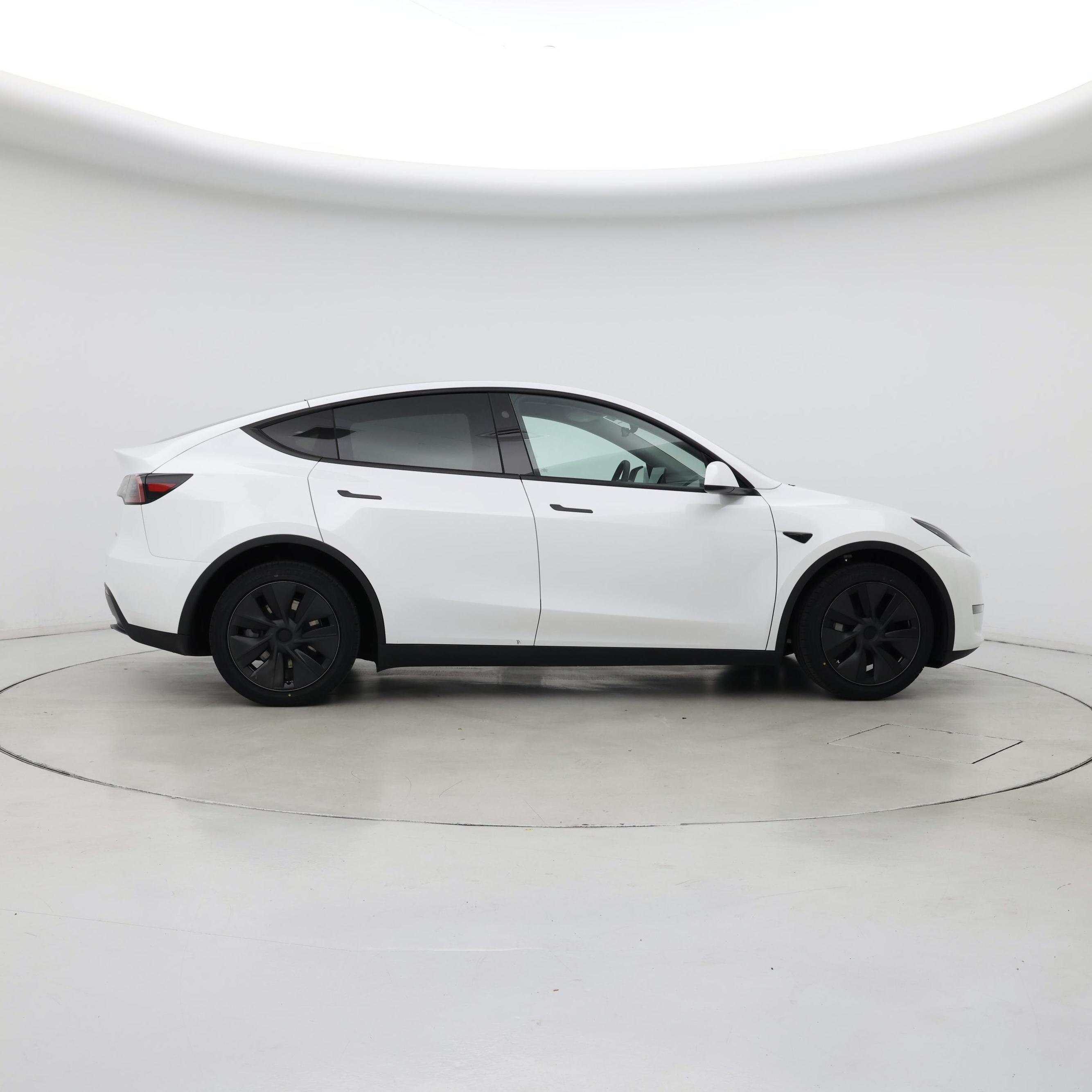 Thumbnail: 2024 Tesla Model Y - 7