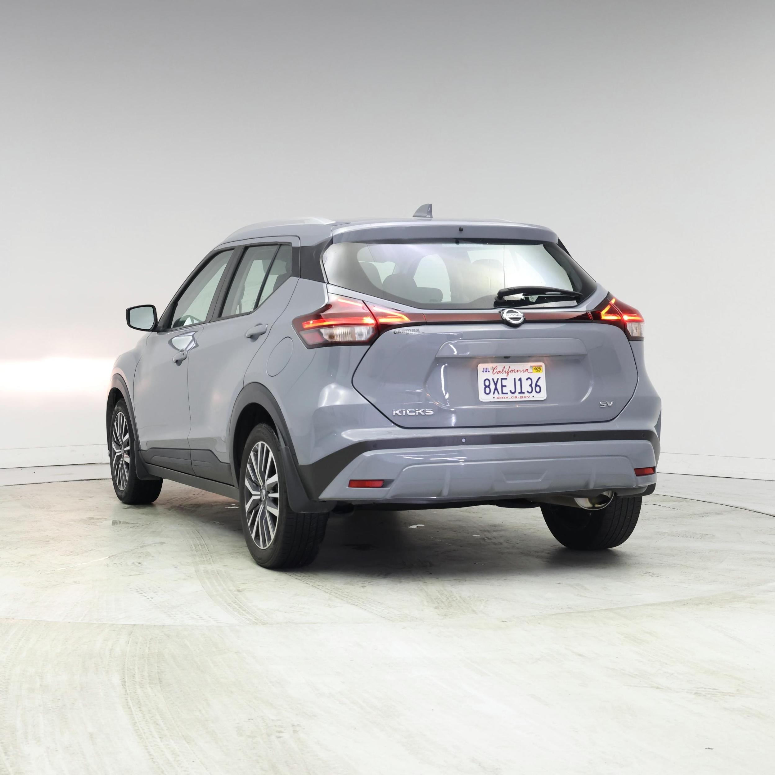 Thumbnail: 2021 Nissan Kicks - 2
