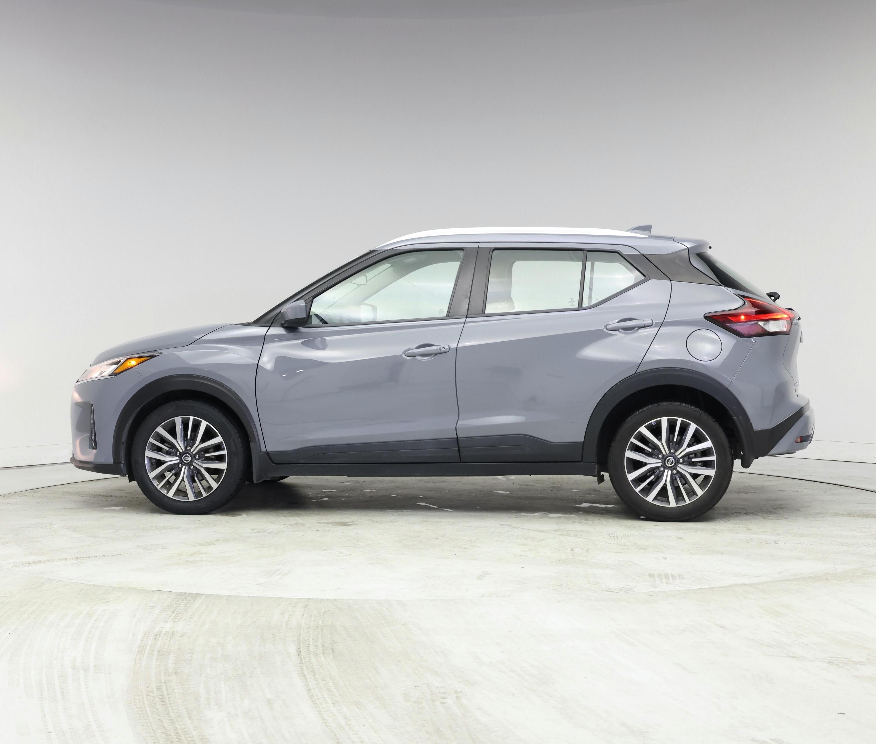 Thumbnail: 2021 Nissan Kicks - 3