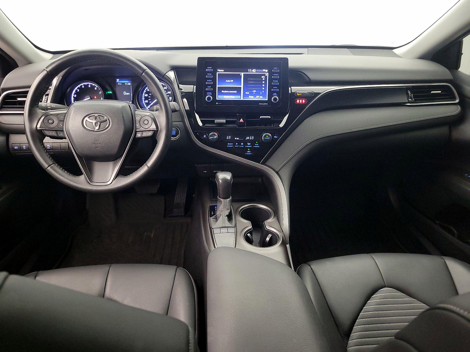 Thumbnail: 2022 Toyota Camry - 9